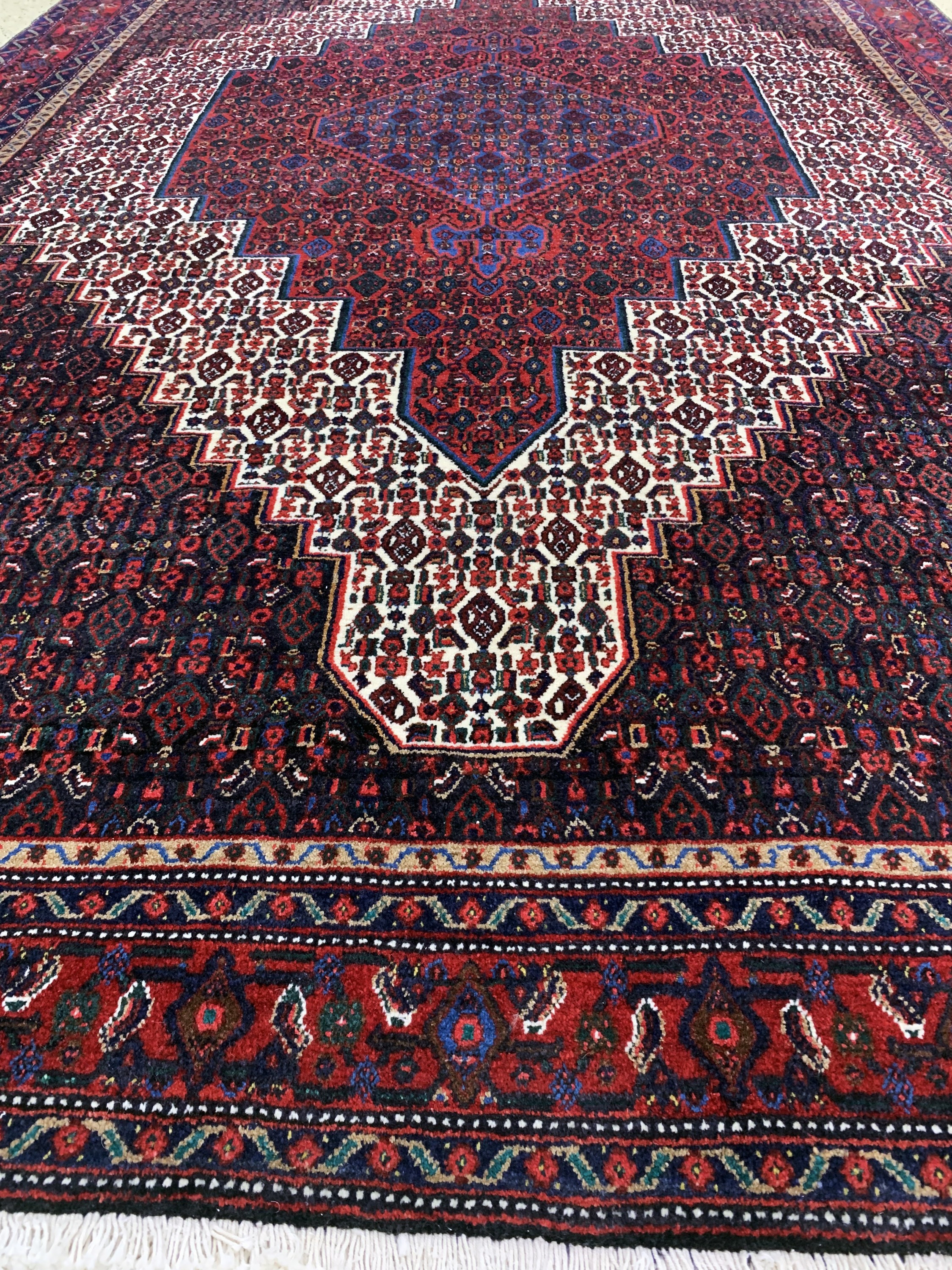 Detail f: Senneh fein, Persien, Mitte 20.Jhd, Wolle auf Baumwolle, ca. 330 x 204 cm, EHZ: 1-2