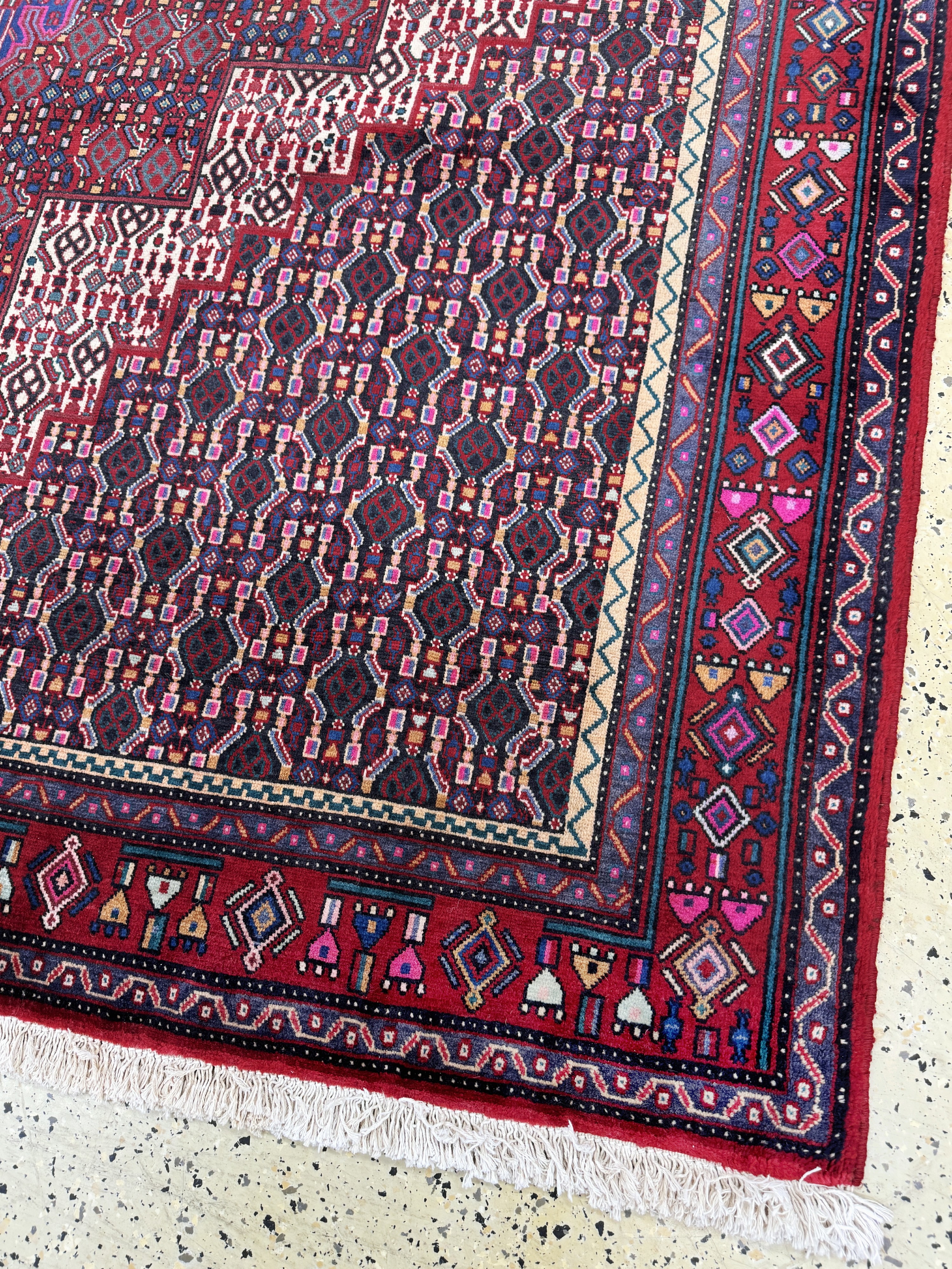 Detail e: Senneh, Persien, Ende 20.Jhd, Wolle auf Baumwolle, ca. 293 x 202 cm, EHZ: 1-2