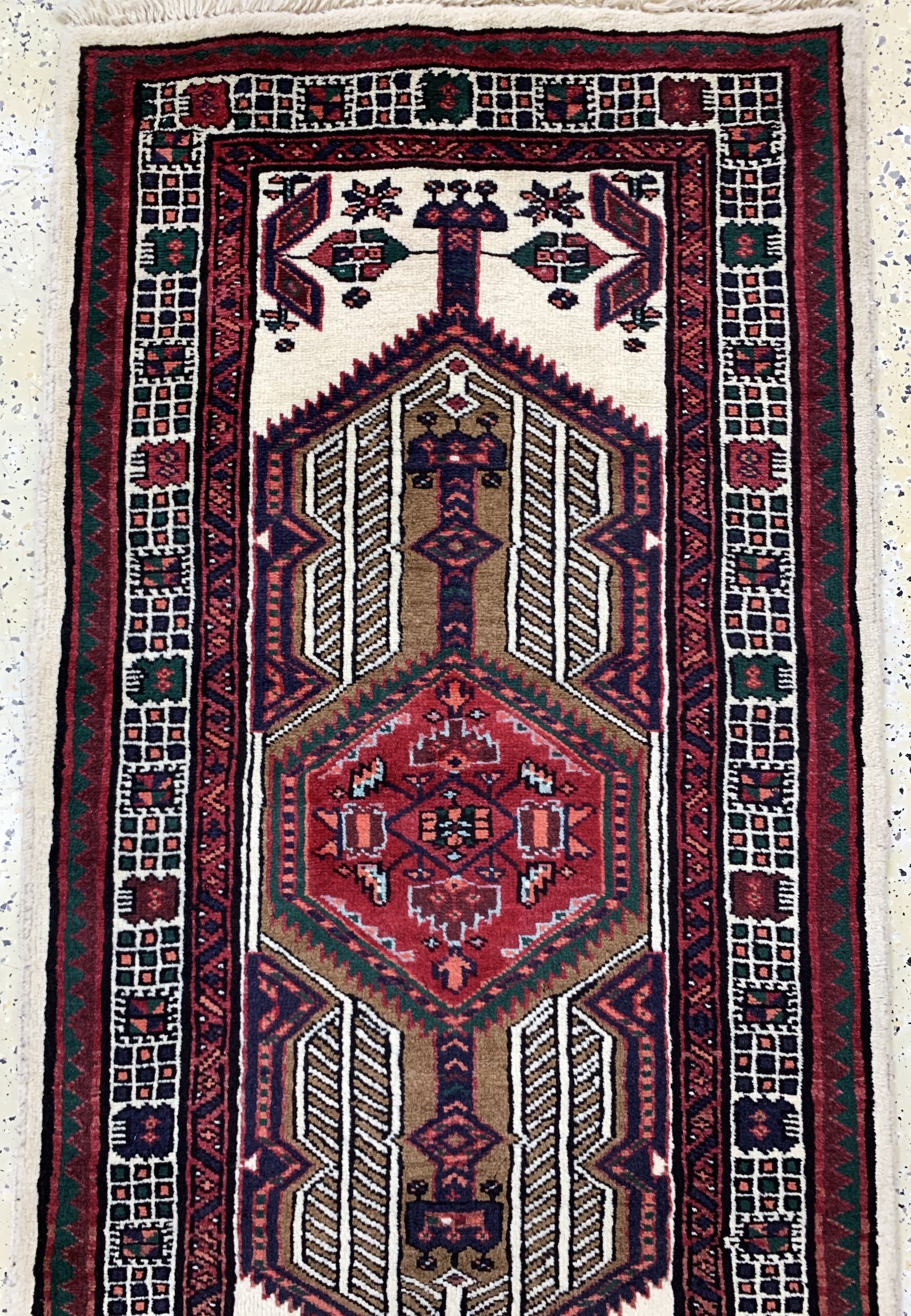 Detail a: Sarab , Persien, Wolle auf Wolle, ca. 447 x85 cm, EHZ: 1-2