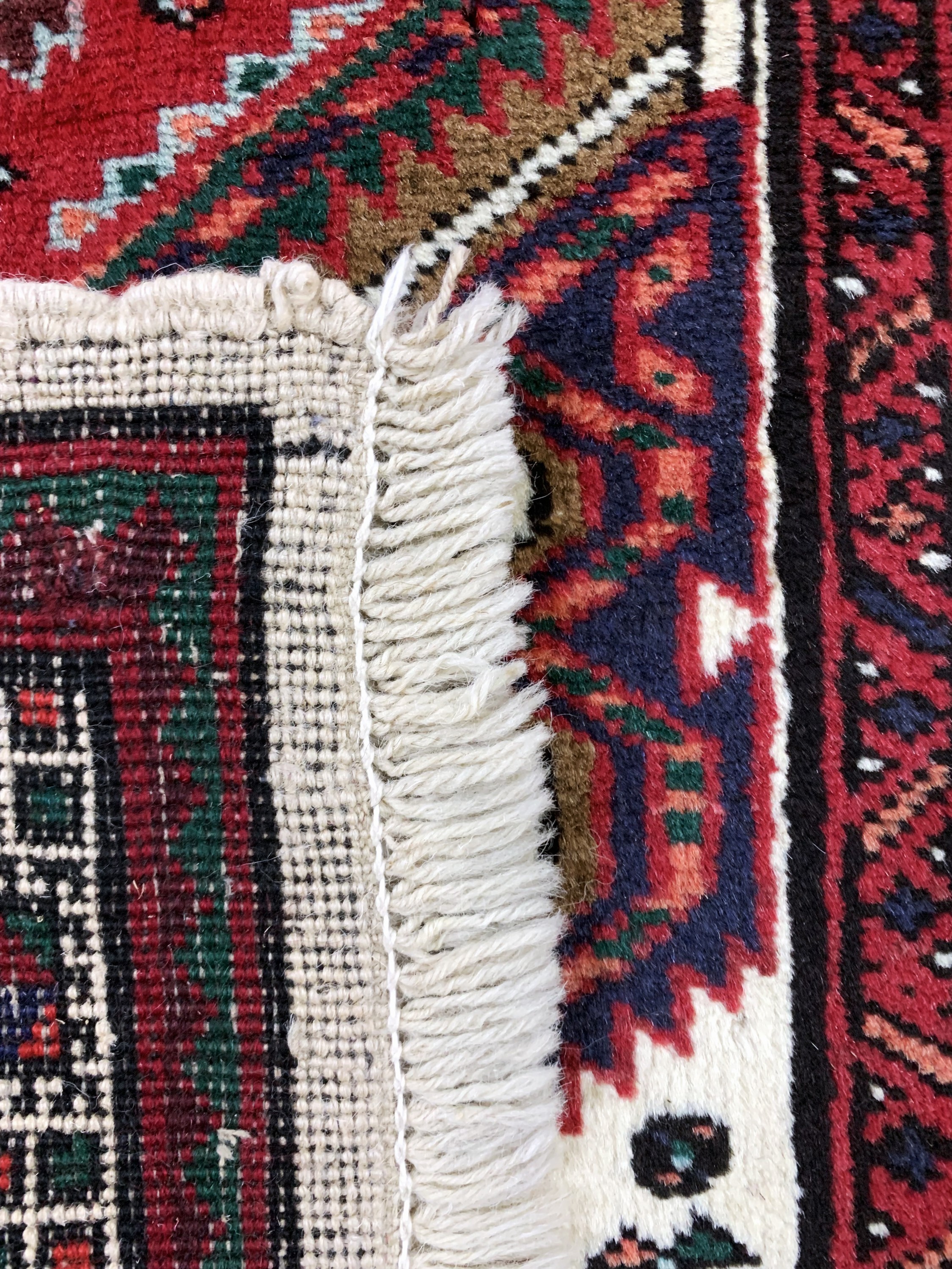 Detail e: Sarab , Persien, Wolle auf Wolle, ca. 447 x85 cm, EHZ: 1-2