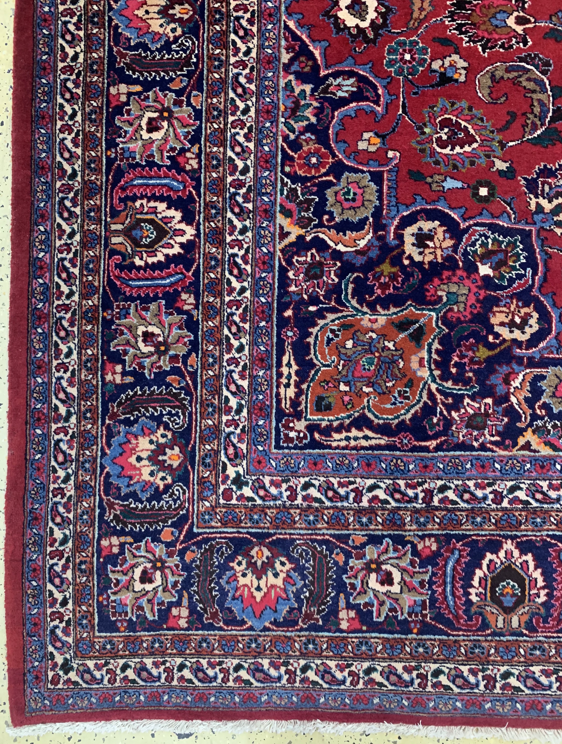 Detail b: Mesched alt, Persien, Mitte 20.Jhd, Wolle auf Baumwolle, ca. 380 x 306 cm, EHZ: 2