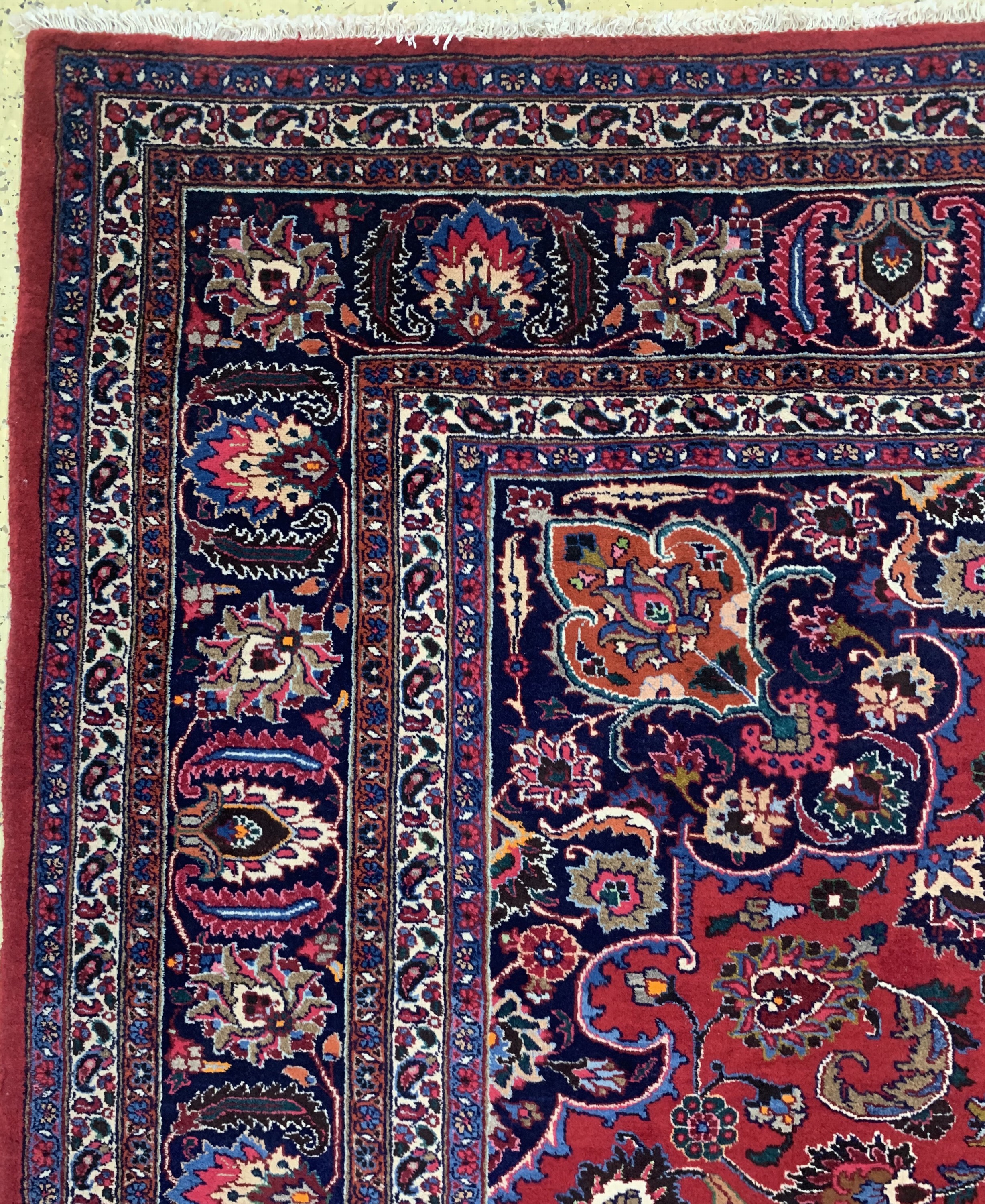 Detail d: Mesched alt, Persien, Mitte 20.Jhd, Wolle auf Baumwolle, ca. 380 x 306 cm, EHZ: 2