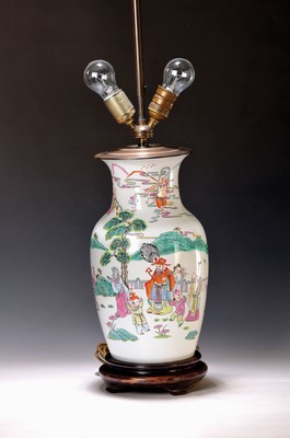 Image 26857933 - Lampenfuß, China, um 1880-90, Tao Qang, Vasenkorpus Porzellan, bunt bemalt mit ...