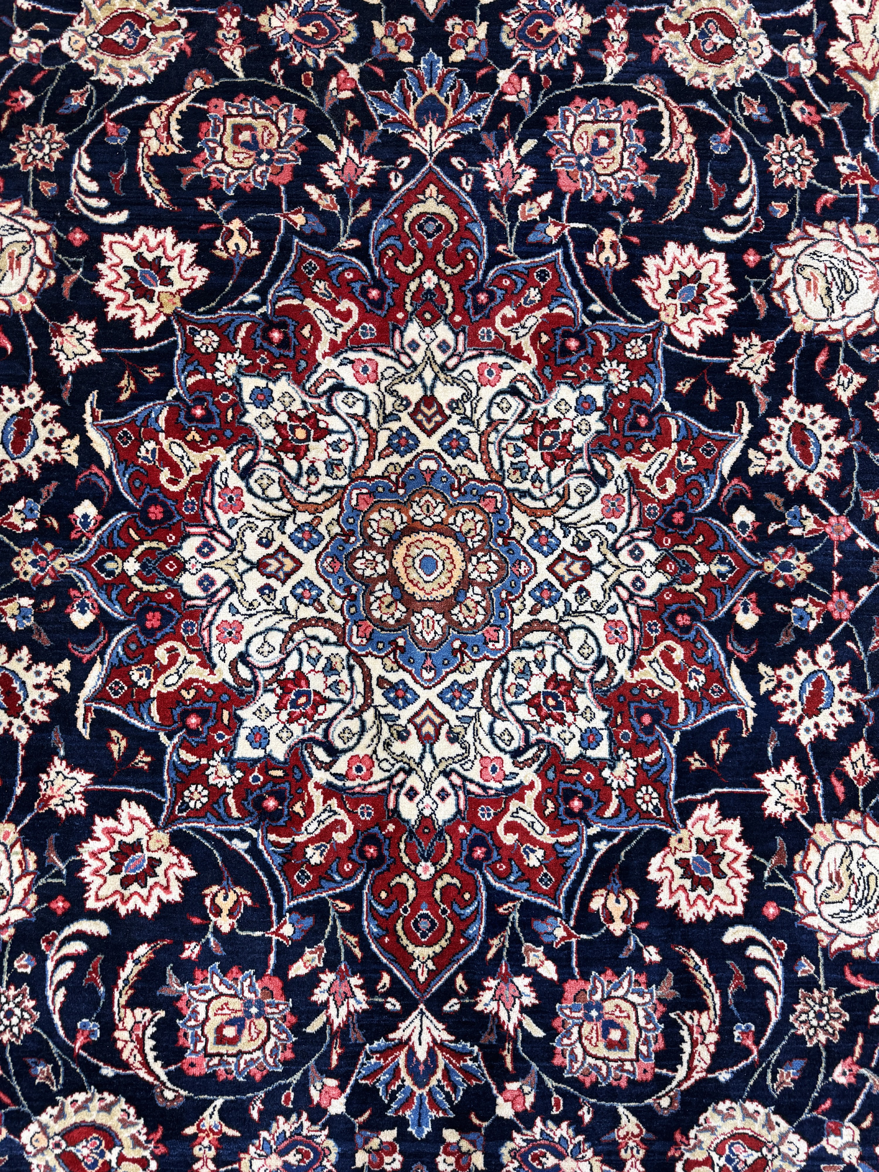 Detail e: Sarogh Kork fein, Persien, Mitte 20.Jhd, Korkwolle auf Baumwolle, ca. 430 x 305 cm, EHZ:(nahezu neuwertig)