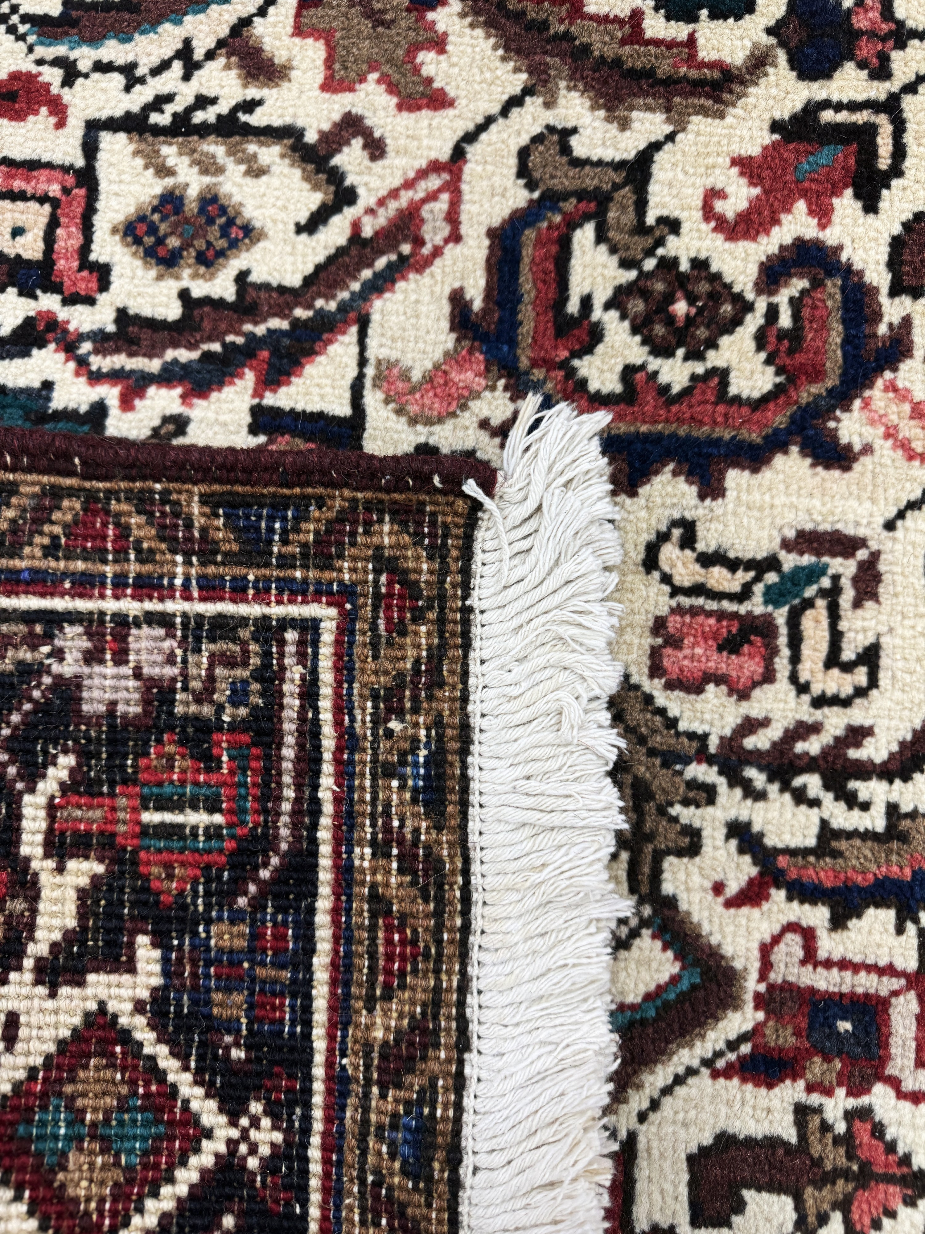 Detail f: Heriz alt, Persien, Mitte 20.Jhds, Wolle auf Baumwolle, ca. 377 x 145 cm, EHZ: 2