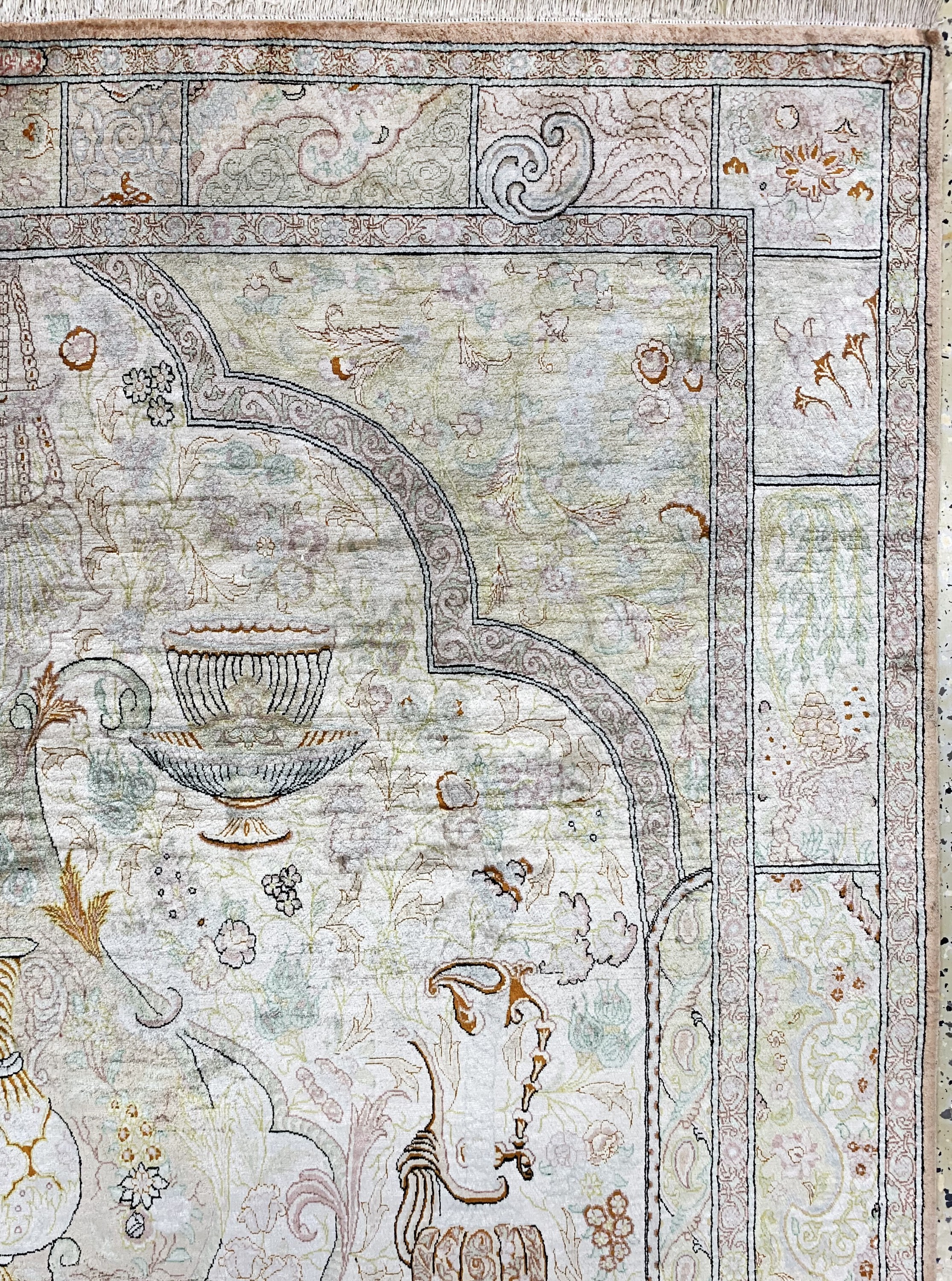 Detail e: Ghom Seide fein Persien, signiert(Akhondi),Ende 20.Jhd, reine Naturseide, ca. 200 x 135 cm, ca. 1,0 Mio. Kn/qm, EHZ: 1-2
