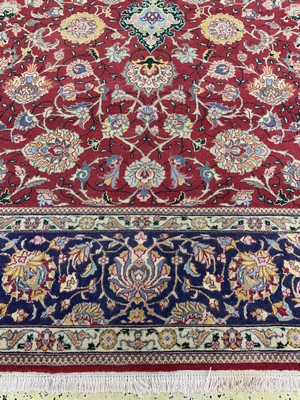 26858011h - Täbriz alt, Persien, Mitte 20.Jhd, Wolle auf Baumwolle, ca. 395 x 288 cm, EHZ: 2-3