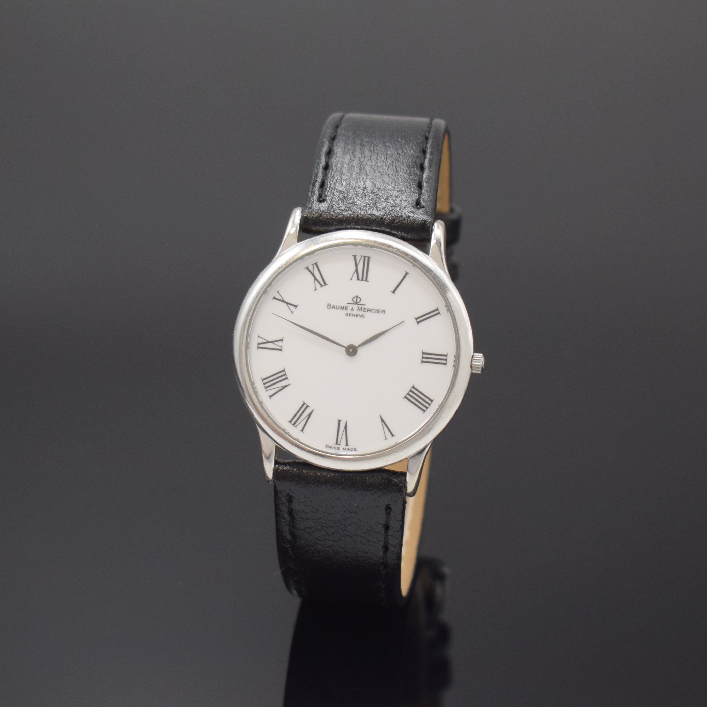 BAUME & MERCIER Classima Armbanduhr in WG 750/000 an Referenz MV045200, Schweiz um 2000, quarz, Boden aufgedr., weißes Zifferbl. m. röm. Zahlen, ...