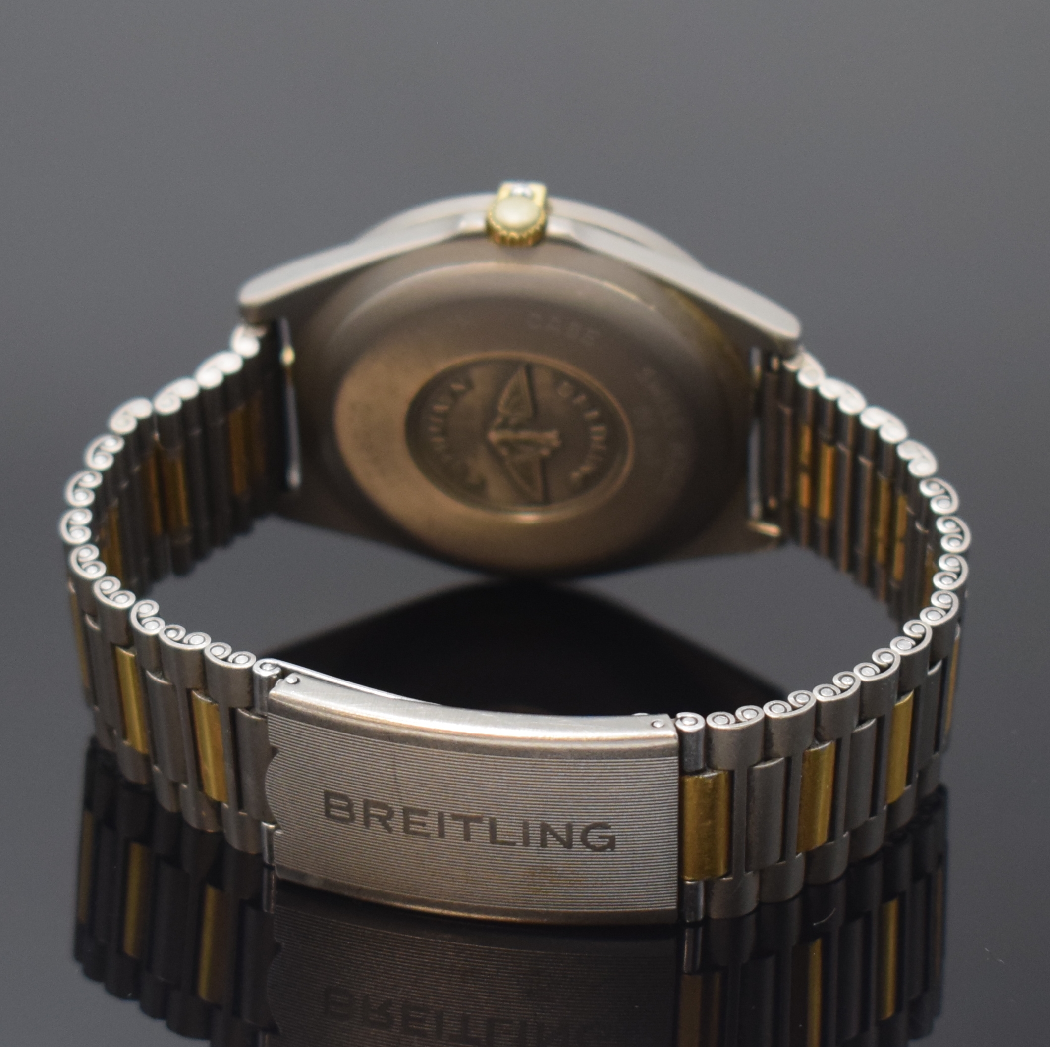 Detail d: BREITLING Herrenarmbanduhr Navitimer Aerospace mit Multifunktionsanzeige Reference 80360, Schweiz um 1995, Titangeh. inkl. Gliederband m. Faltschl., ...