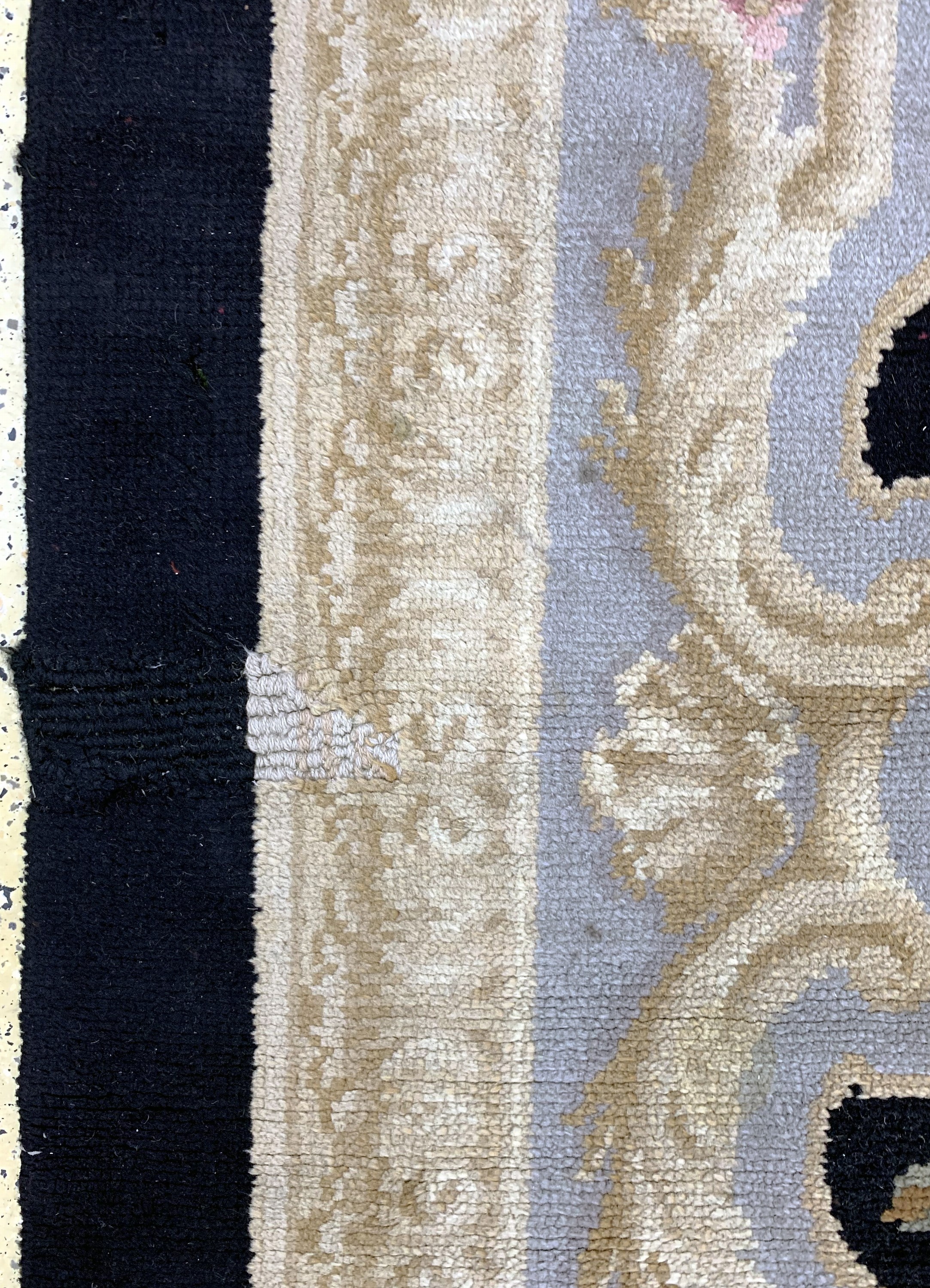 Detail k: Aubusson Teppich antik, Frankreich, 19.Jhd,Wolle auf Wolle, ca. 613 x 417 cm, Reinigungsbedürftig, EHZ: 4