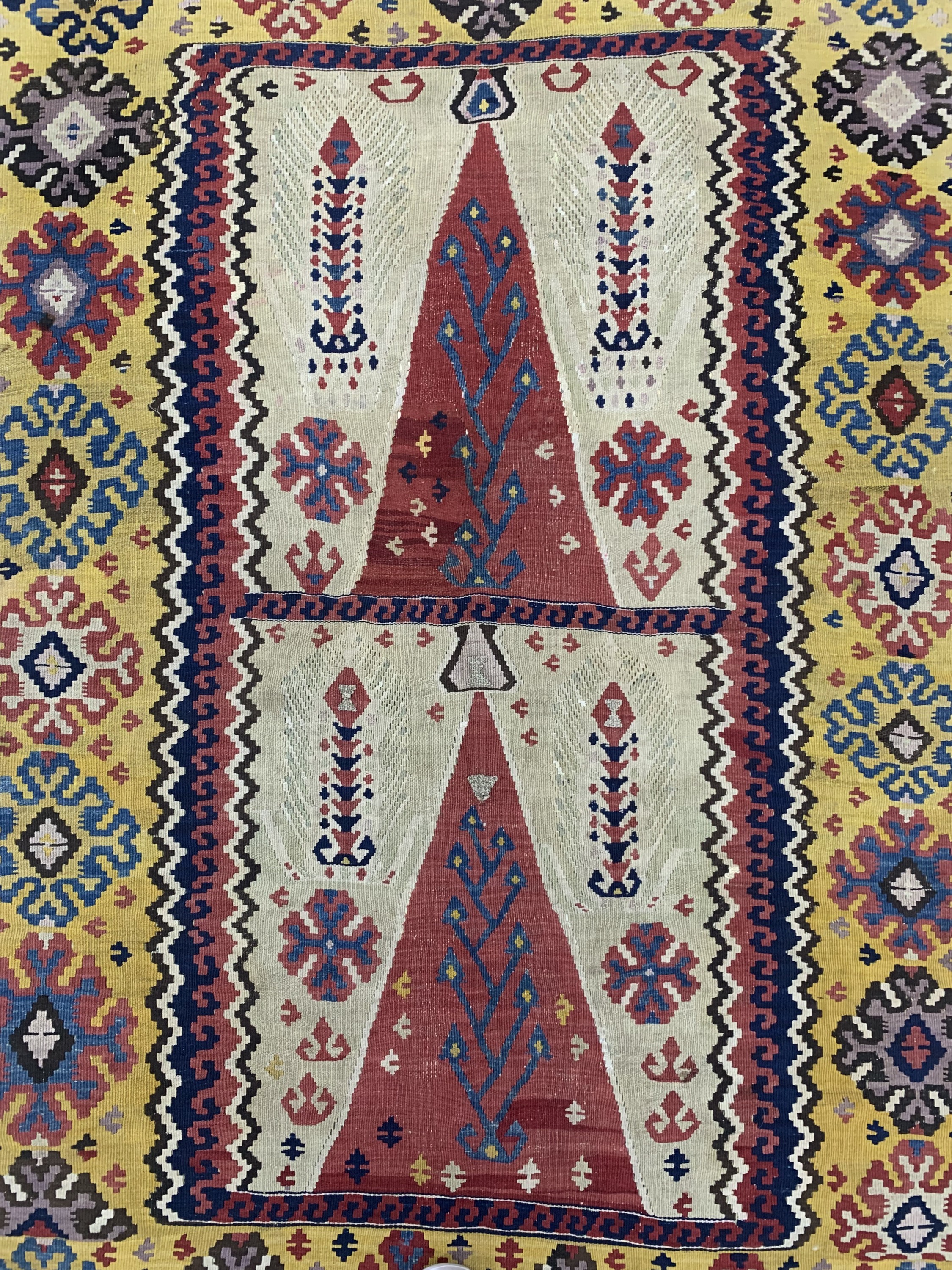 Detail b: Erzurum Kelim antik, Türkei, 19.Jhd, Wolle auf Wolle, ca. 215 x 165 cm, EHZ: 2,aus Sammlungsauflösung