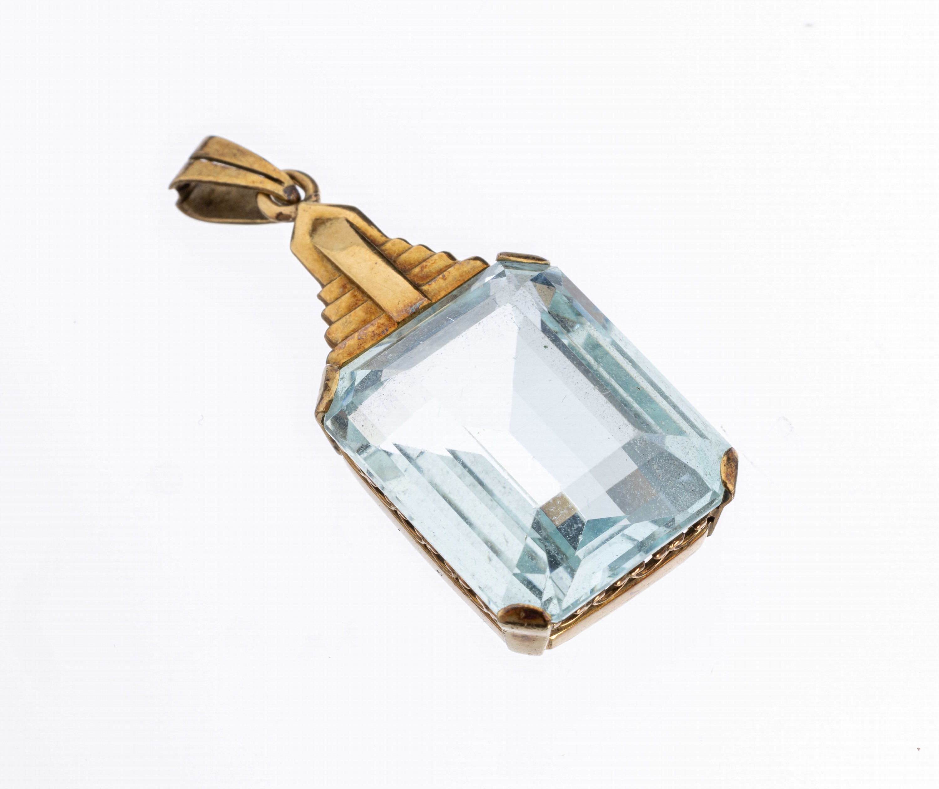 14 kt Gold Aquamarin-Anhänger, deutsch 1930er Jahre, GG 585/000 gepr., facett. Aquamarin ca. 6.0 ct, ca. 5.2 g