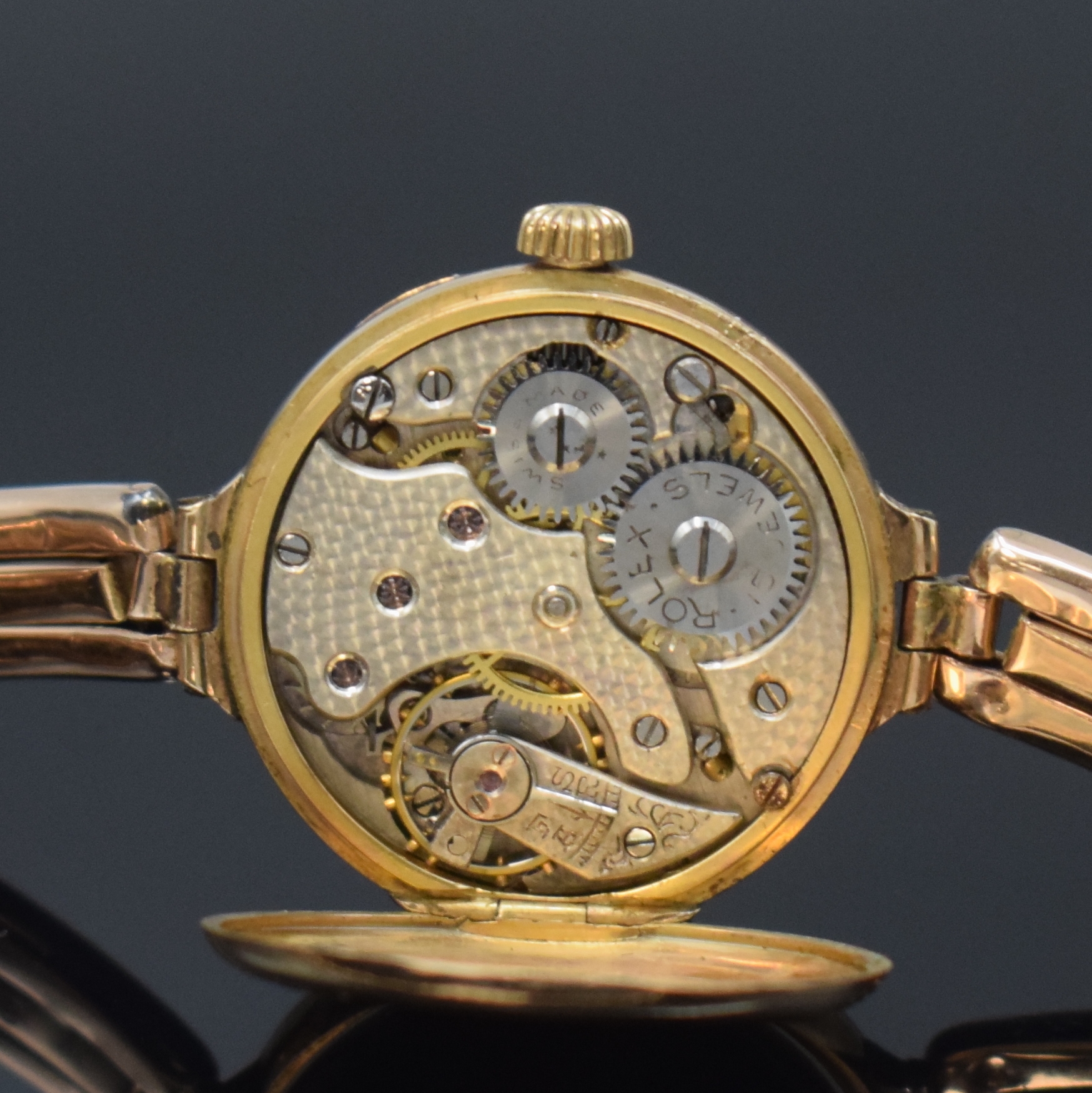 Detail e: ROLEX frühe Damenarmbanduhr in RG 375/000 am Goldband, Schweiz / England Hallmark Birmingham 1916, Handaufzug, glattes Scharniergeh. von Dennison m. ...