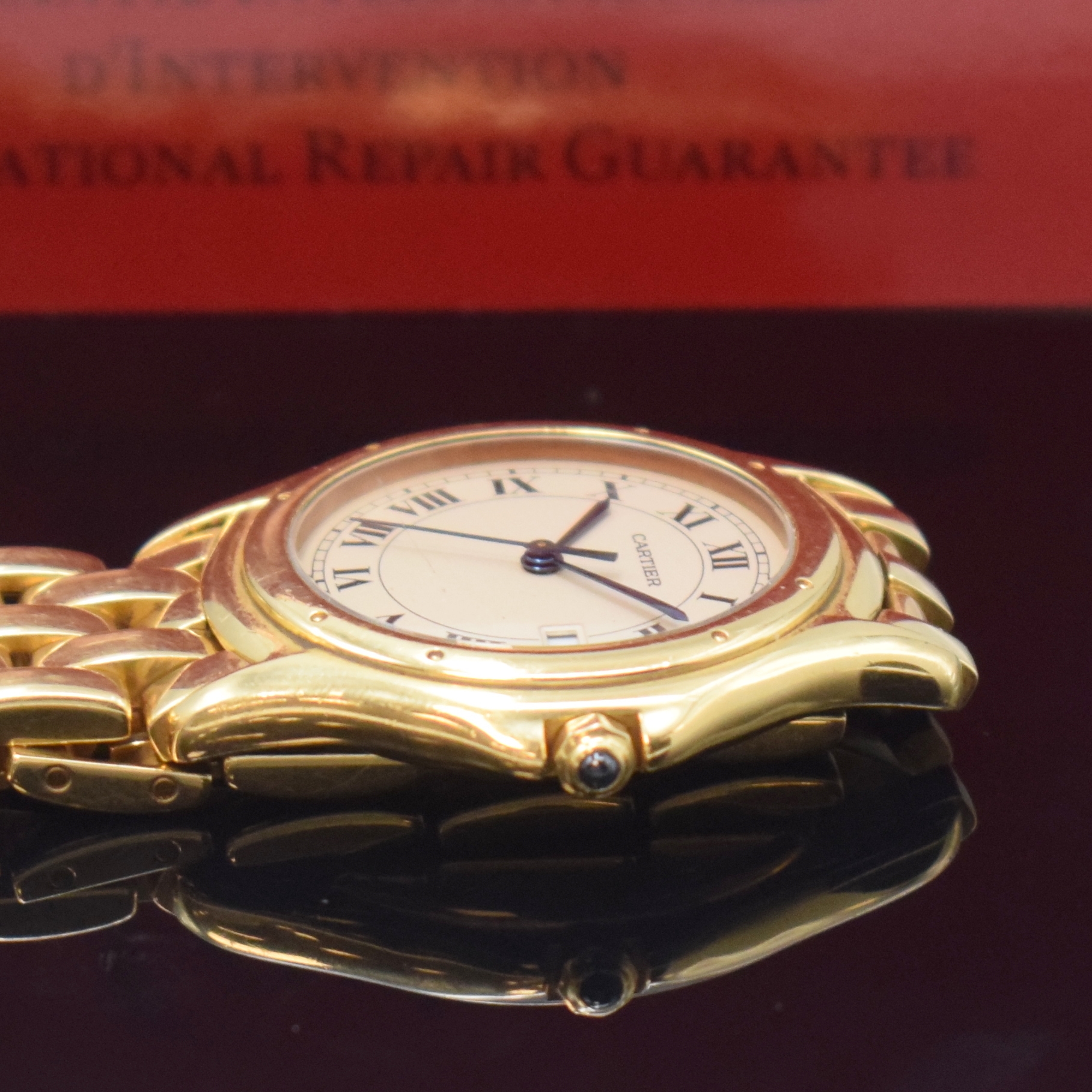 Detail c: CARTIER Cougar Armbanduhr in GG 750/000 Referenz 887904, Schweiz verk. lt. beil. Pap. 09/1996, quarz, Boden 8-fach verschr., orig. Gliederband m. ...