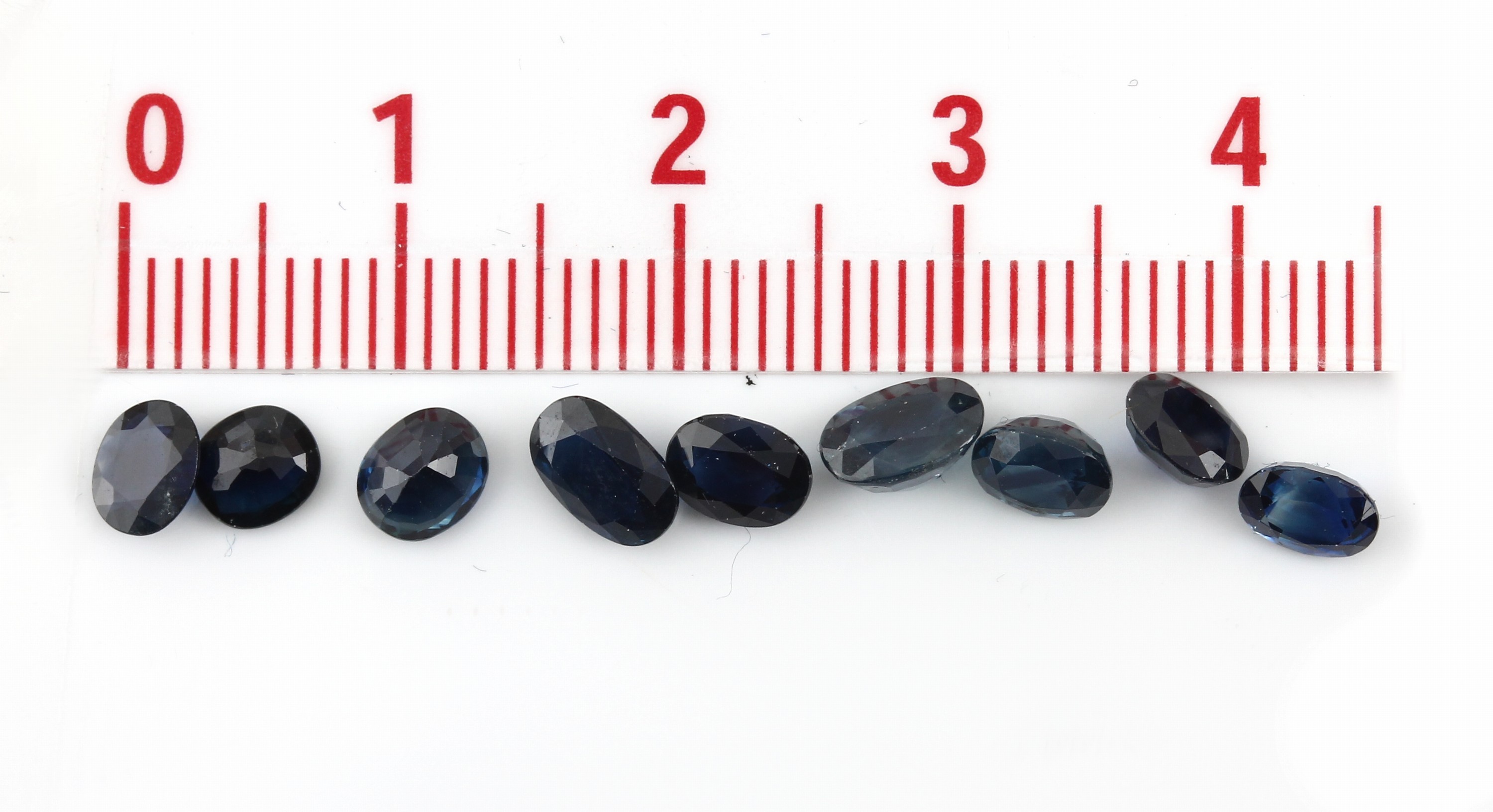 Detail a: Lot lose Saphire, ovalfacett., zus. ca. 65.5 ct