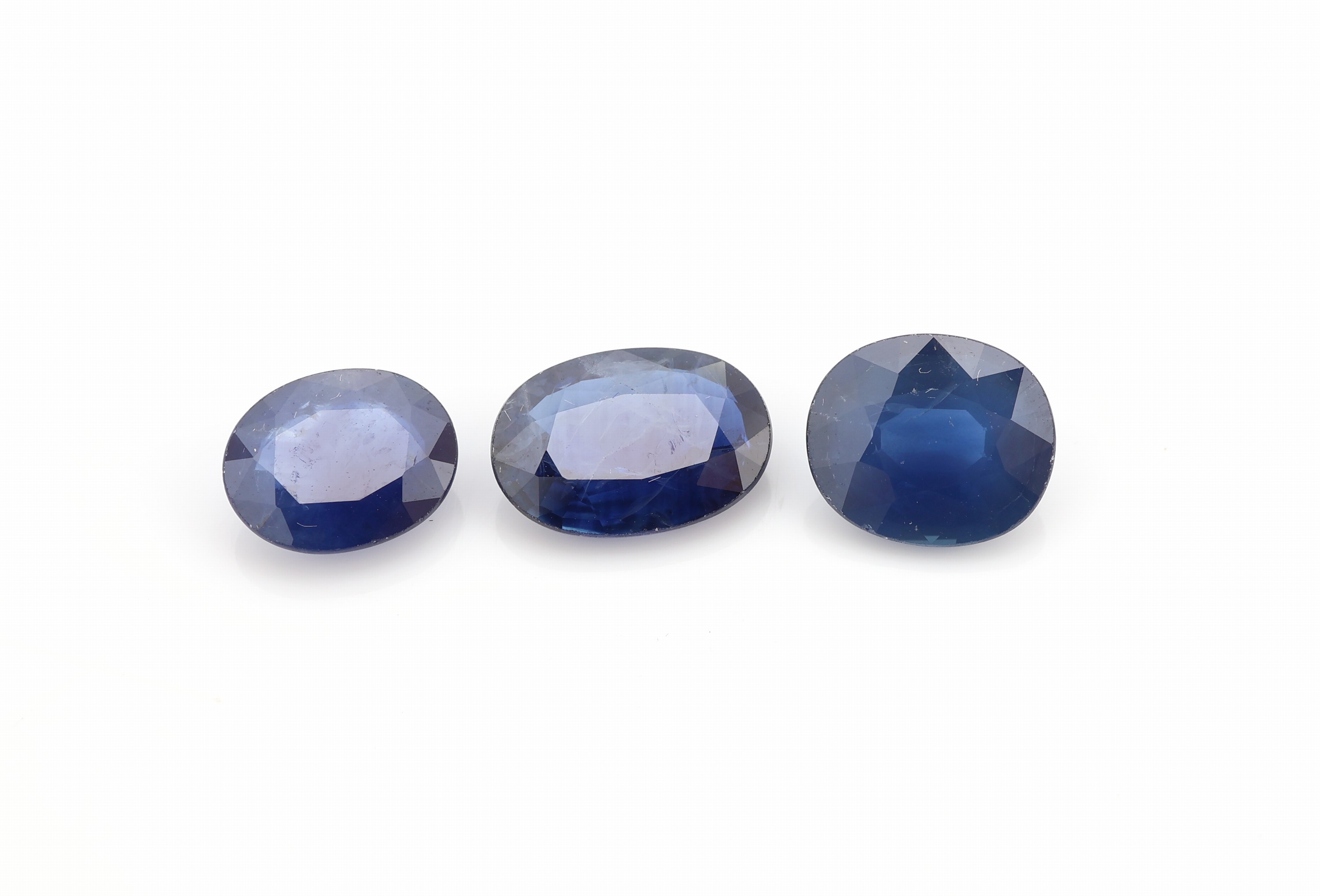 Detail a: Lot lose Saphire, ovalfacett., zus. ca. 30.5 ct