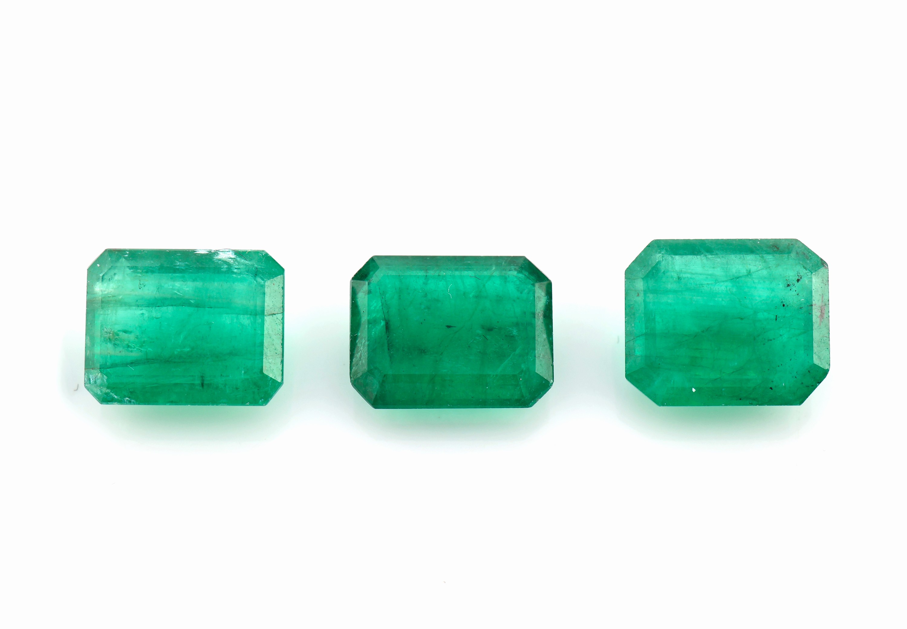 Detail a: 10 lose Smaragde, ca. 20.77 ct, Emerald- Cut, versch. Größen