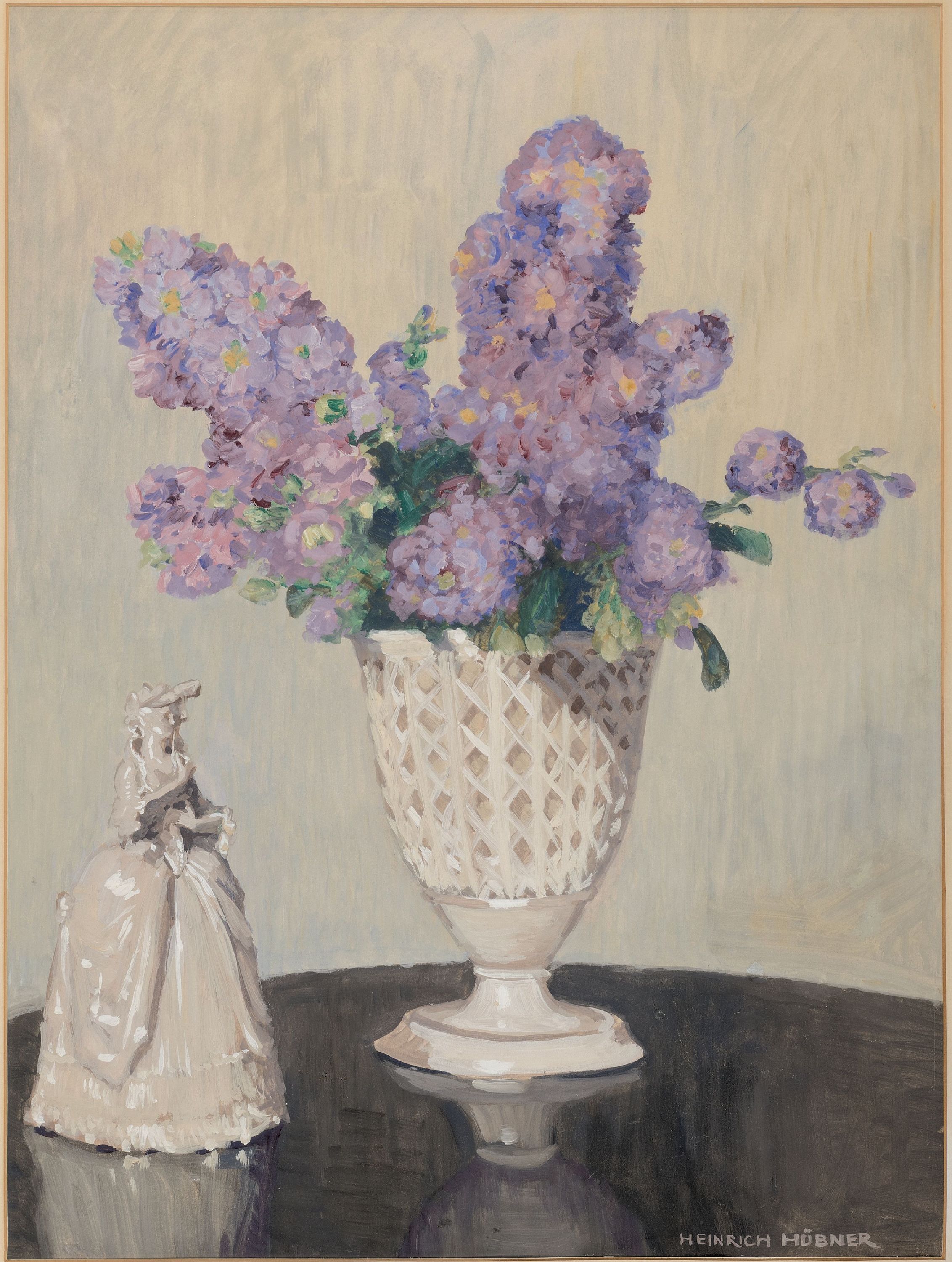 Heinrich Hübner, 1869-1945 Berlin, Stillleben mit Flieder und Porzellanfigur, Aquarell auf Papier, rechts unten sign., ca. 52x38cm, PP, u.Gl. R. ca. ...