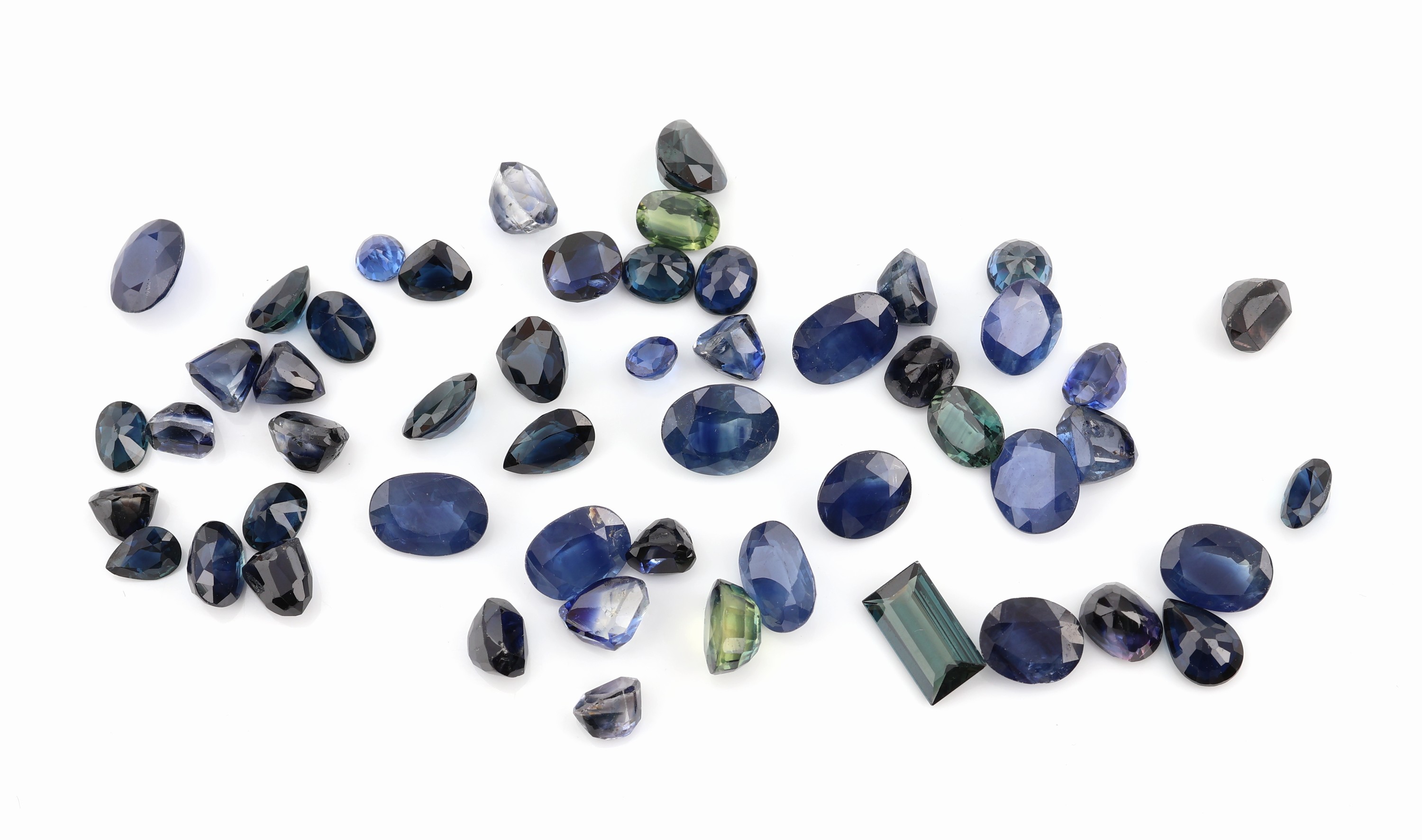 Lot lose Saphire, zus. ca. 20.68 ct, versch. Größen, Farben, Schliffformen und Qualitäten