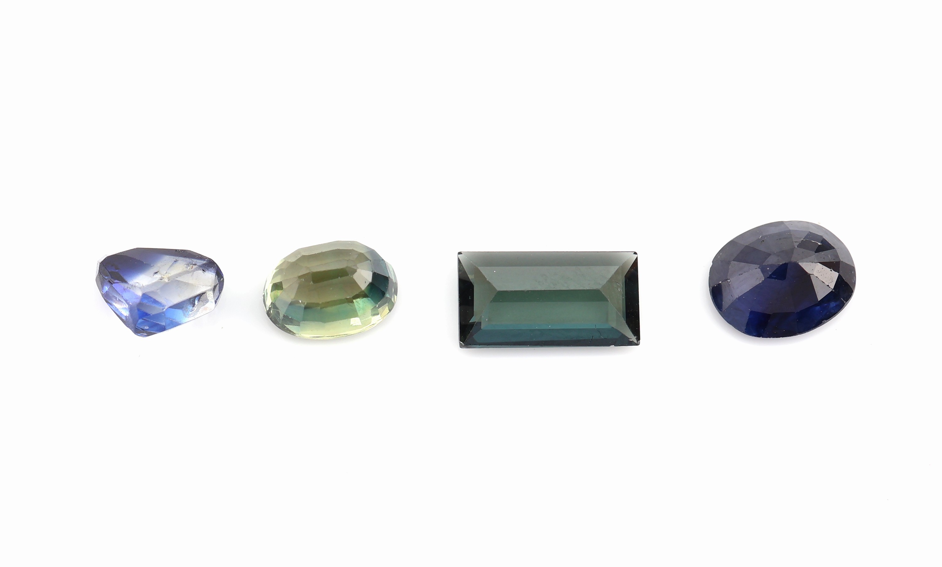 Detail b: Lot lose Saphire, zus. ca. 20.68 ct, versch. Größen, Farben, Schliffformen und Qualitäten