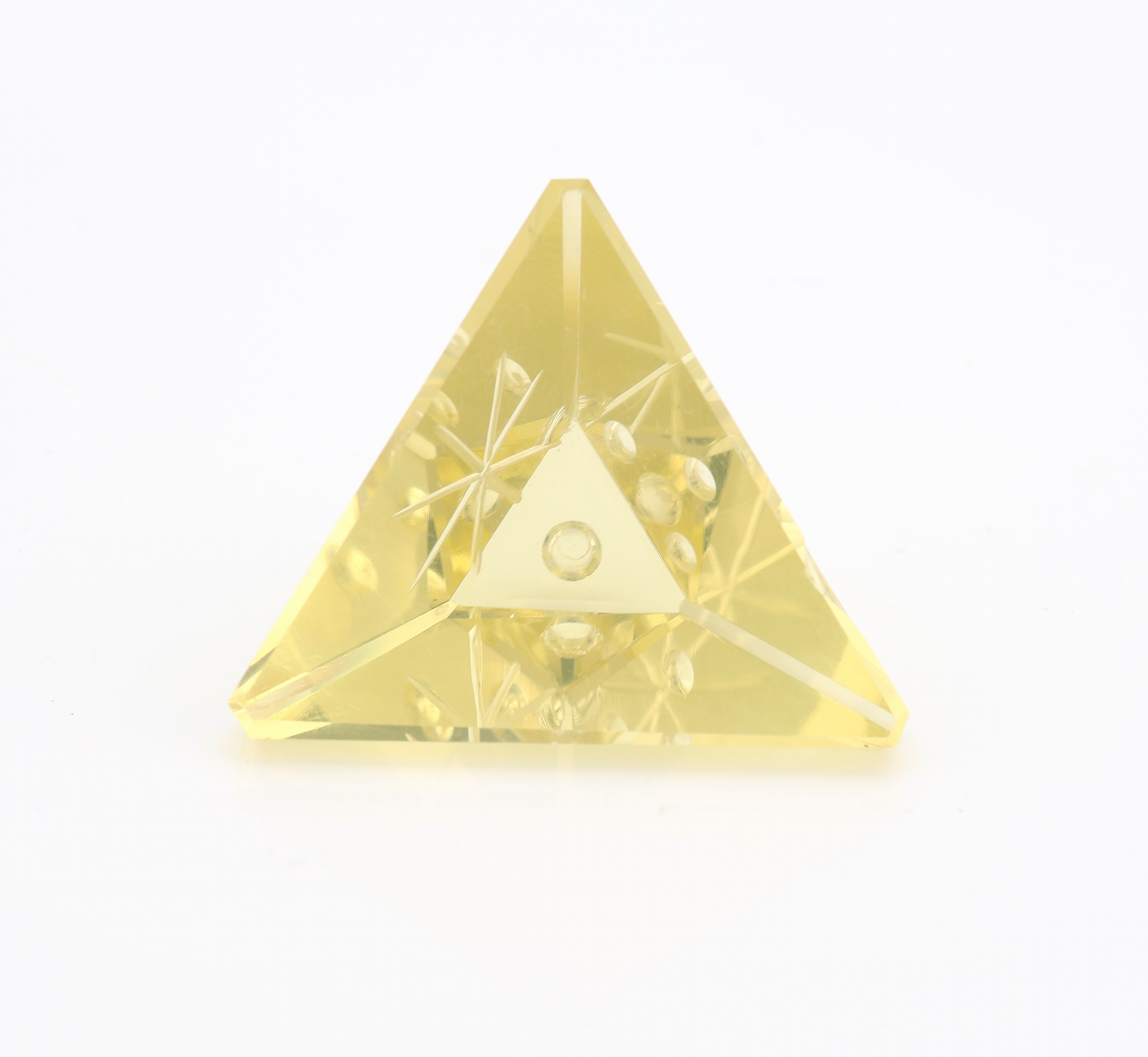 Loser Lemoncitrin, ca. 57.22 ct, Triangel mit aufw. eingeschliffen Sternen und Ovalen, sehr ausgefallen