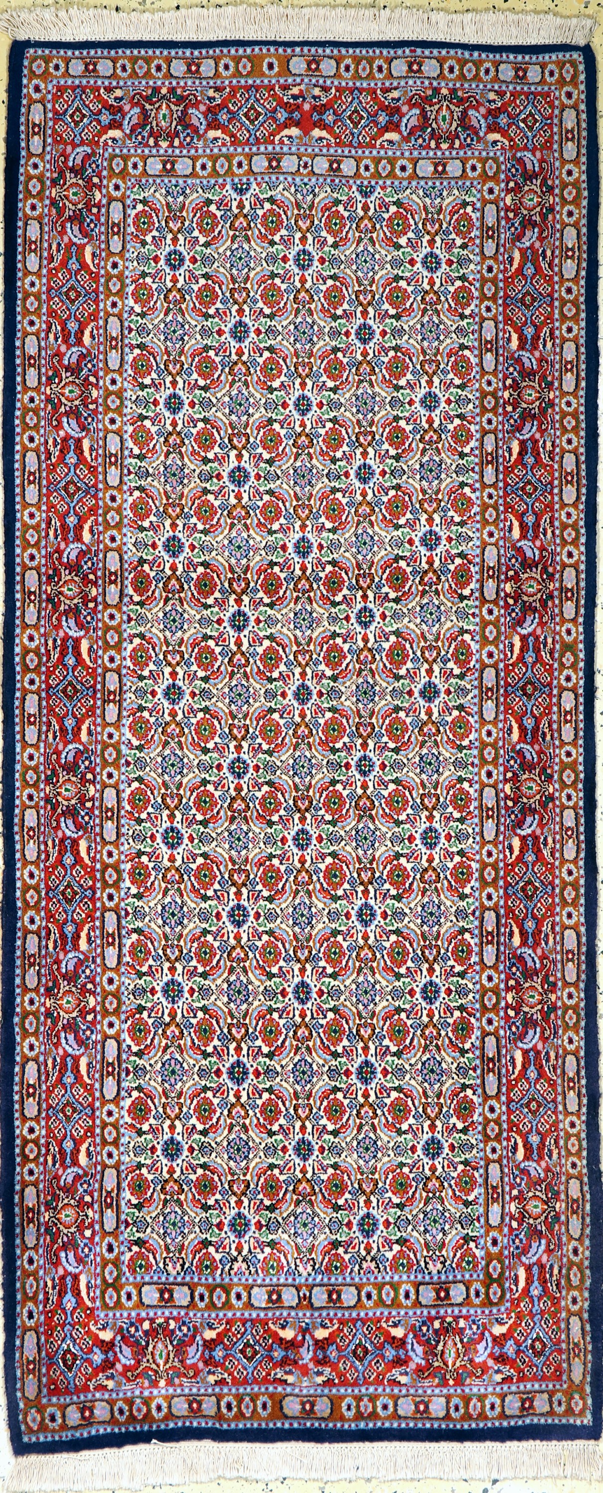 Image 26859330 - Mud, Persien, Neuwertig, Wolle mit Seide, ca. 195 x 81 cm Schätzpreis: 590, - EUR