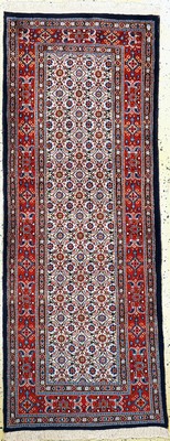 Image 26859316 - Mud, Persien, Neuwertig, Wolle auf Baumwolle, ca. 193 x 73 cm Schätzpreis: 590, - ...