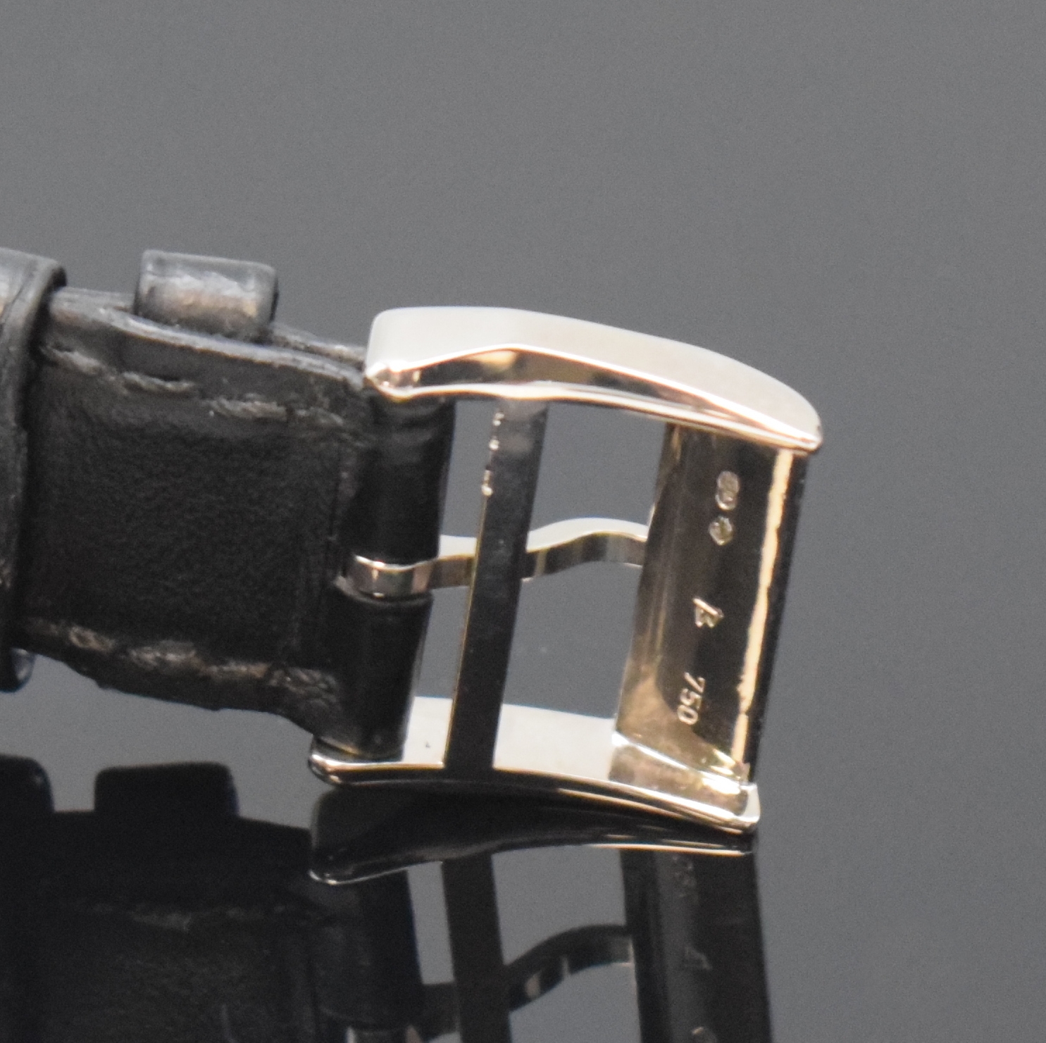 Detail c: A. LANGE & SÖHNE hochfeine und seltene Herrenarmbanduhr Modell Lange 1 in WG 750/000 mit Perlmuttzifferblatt Referenz 110.029, Handaufzug, ...