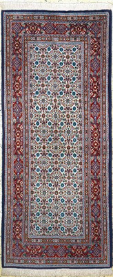 Image 26859467 - Mud, Persien, Neuwertig, Wolle mit Seide, ca. 188 x 80 cm Schätzpreis: 590, - EUR