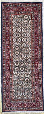 Image 26859471 - Mud, Persien, Neuwertig, Wolle auf Baumwolle, ca. 201 x 78 cm Schätzpreis: 590, - ...