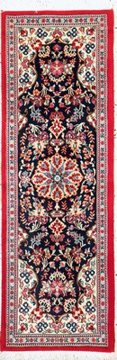 Image 26859483 - Ghom Kork, Persien, Neuwertig, Korkwolle, ca. 157 x 52 cm Schätzpreis: 490, - EUR