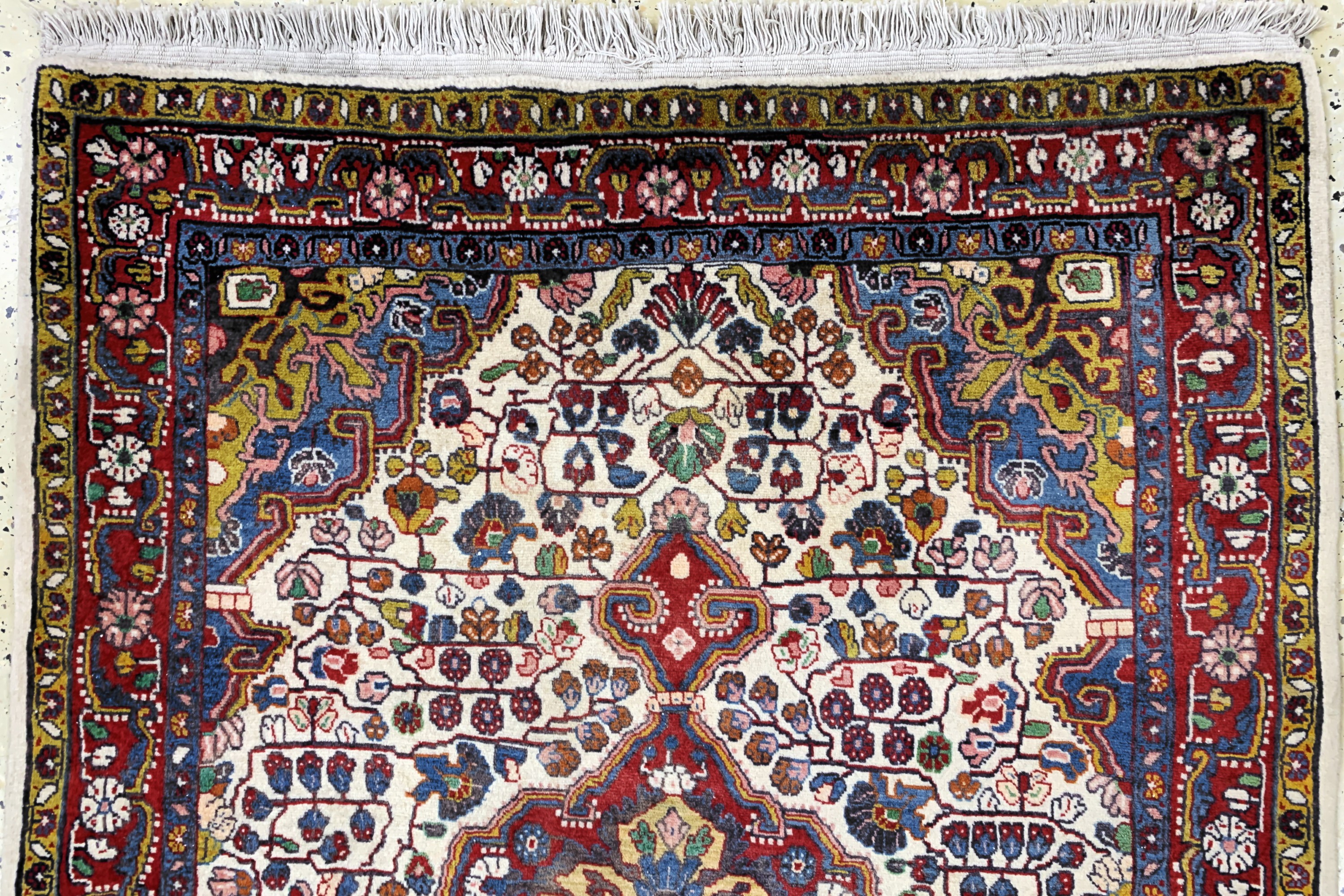 Detail a: Sarogh, Persien, Ende 20.Jhd, Wolle auf Baumwolle, ca. 155 x 107 cm, EHZ: 2-3