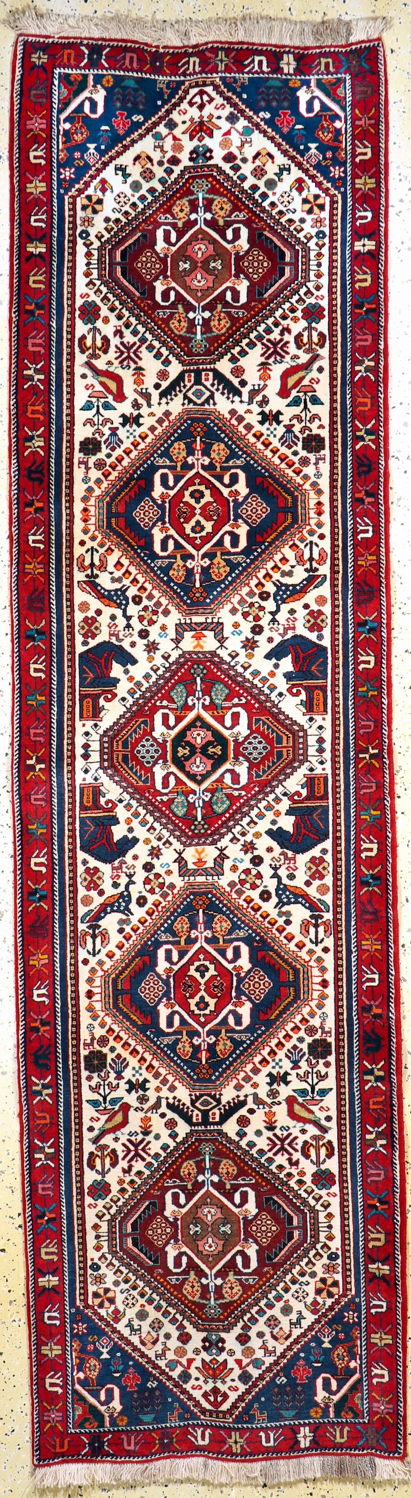 Ghaschgai alt, Persien, Mitte 20.Jhd, Wolleauf Wolle, ca. 282 x 78 cm, EHZ: 2(Wellig)