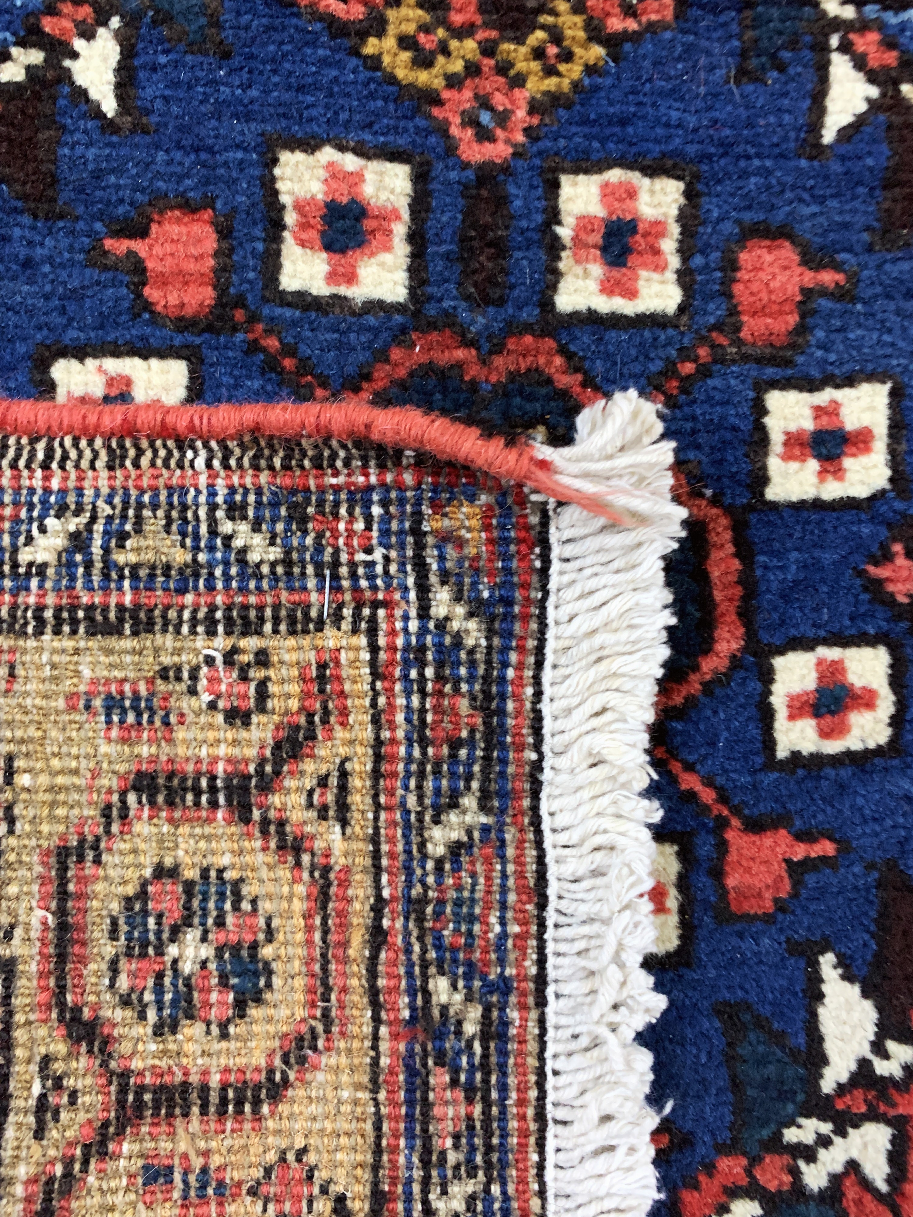 Detail e: Sarab alt, Persien, Mitte 20.Jhd, Wolle aufBaumwolle, ca. 326 x 86 cm, EHZ: 2