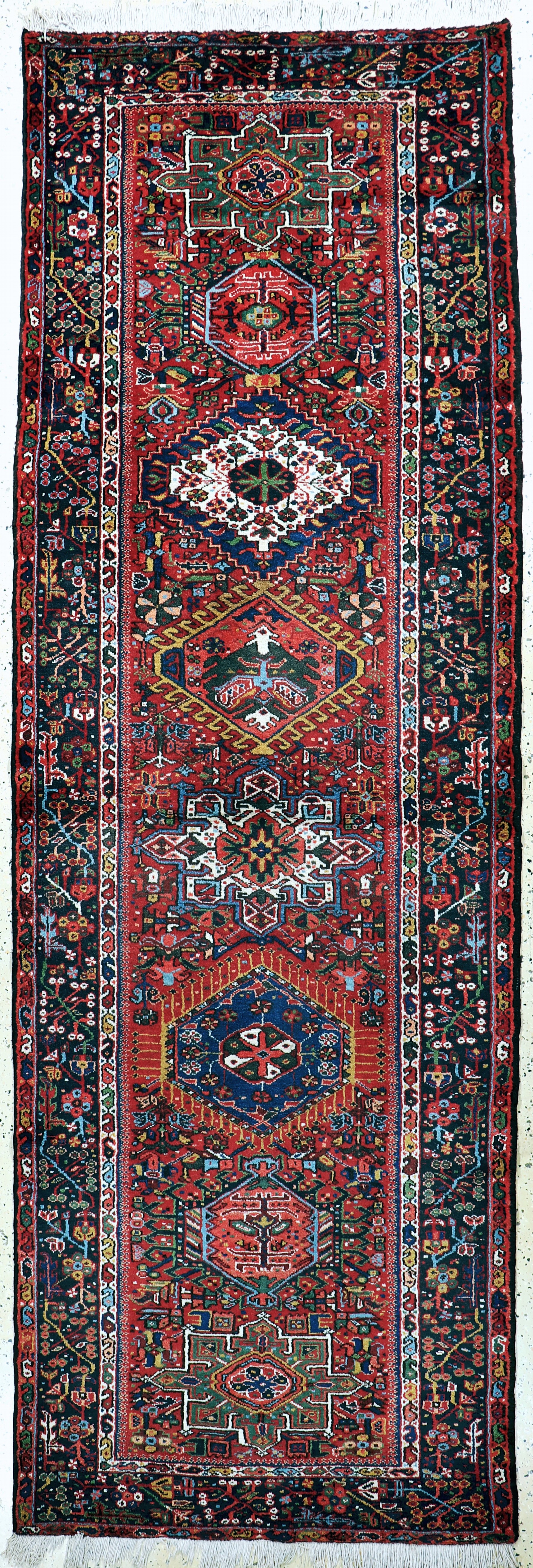 Image 26859536 - Garadjeh alt, Persien, Mitte 20.Jhd, Wolle auf Baumwolle, ca. 326 x 106 cm, EHZ: 2 ...