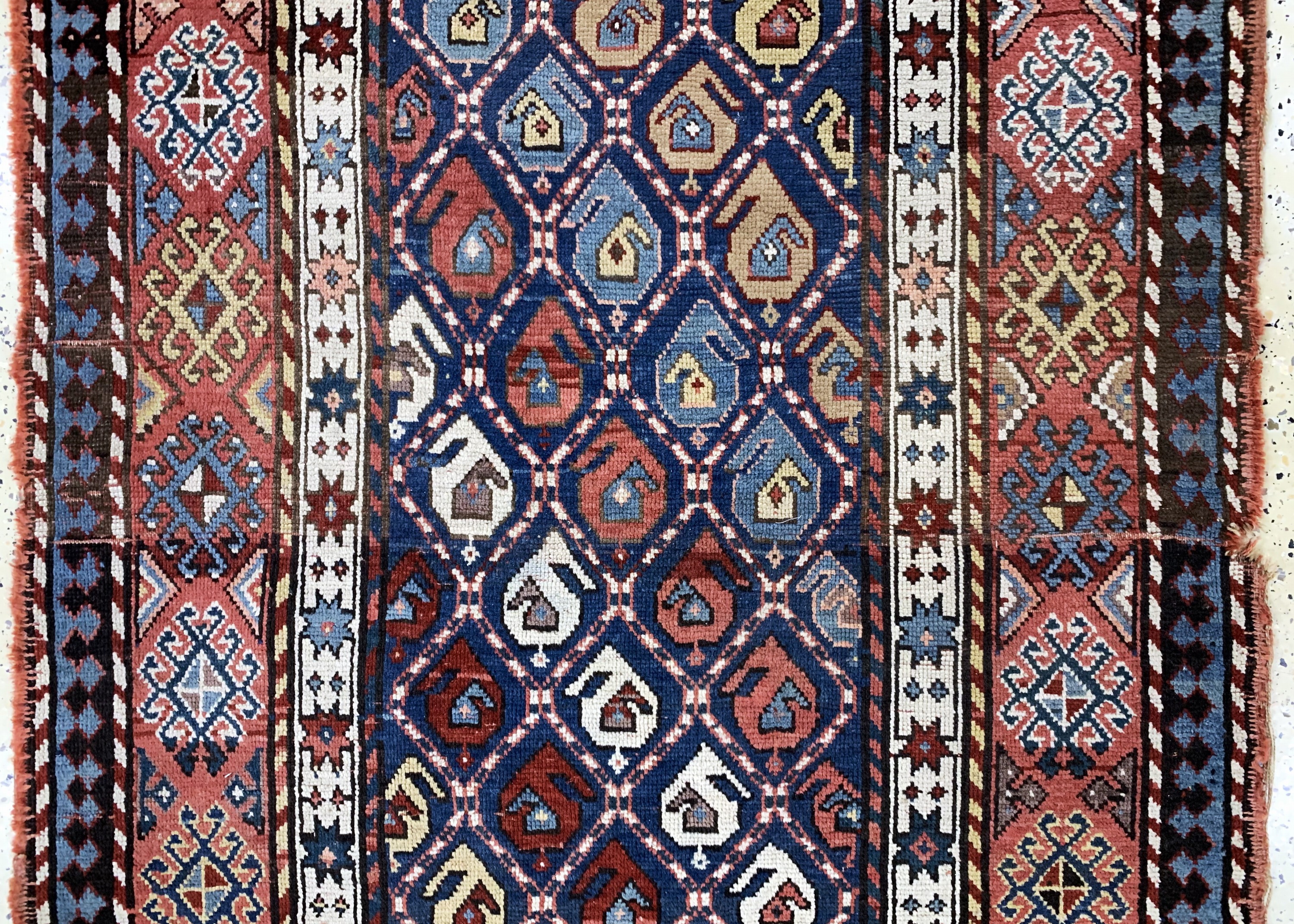 Detail b: Antiker"Moghan", Kaukasus, 19.Jhd, Wolle auf Wolle, ca. 240 x 120 cm, EHZ: 4