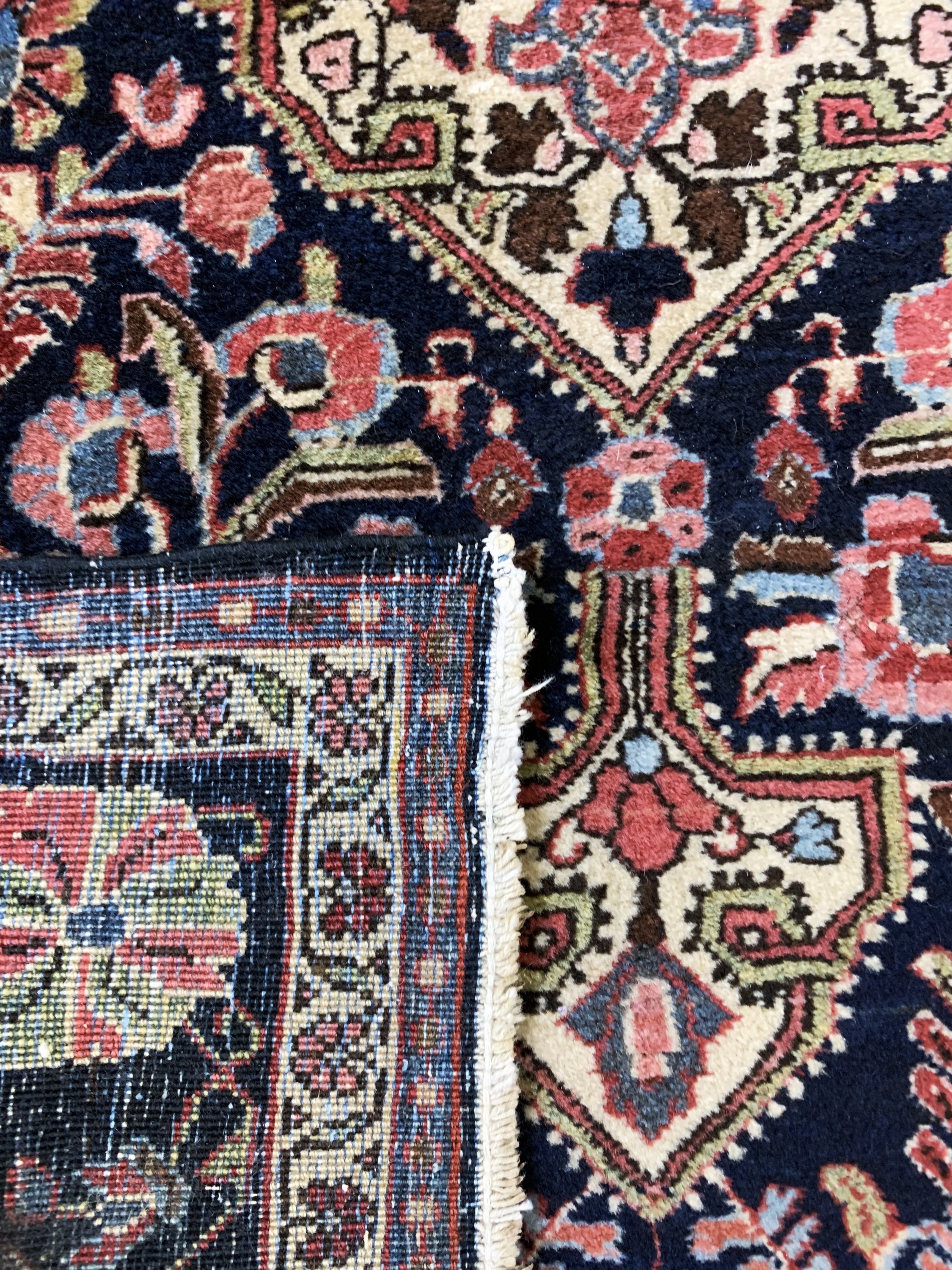 Detail e: Djosan alt, Persien, Mitte 20.Jhd, Wolle auf Baumwolle, ca. 150 x 105 cm, EHZ: 2