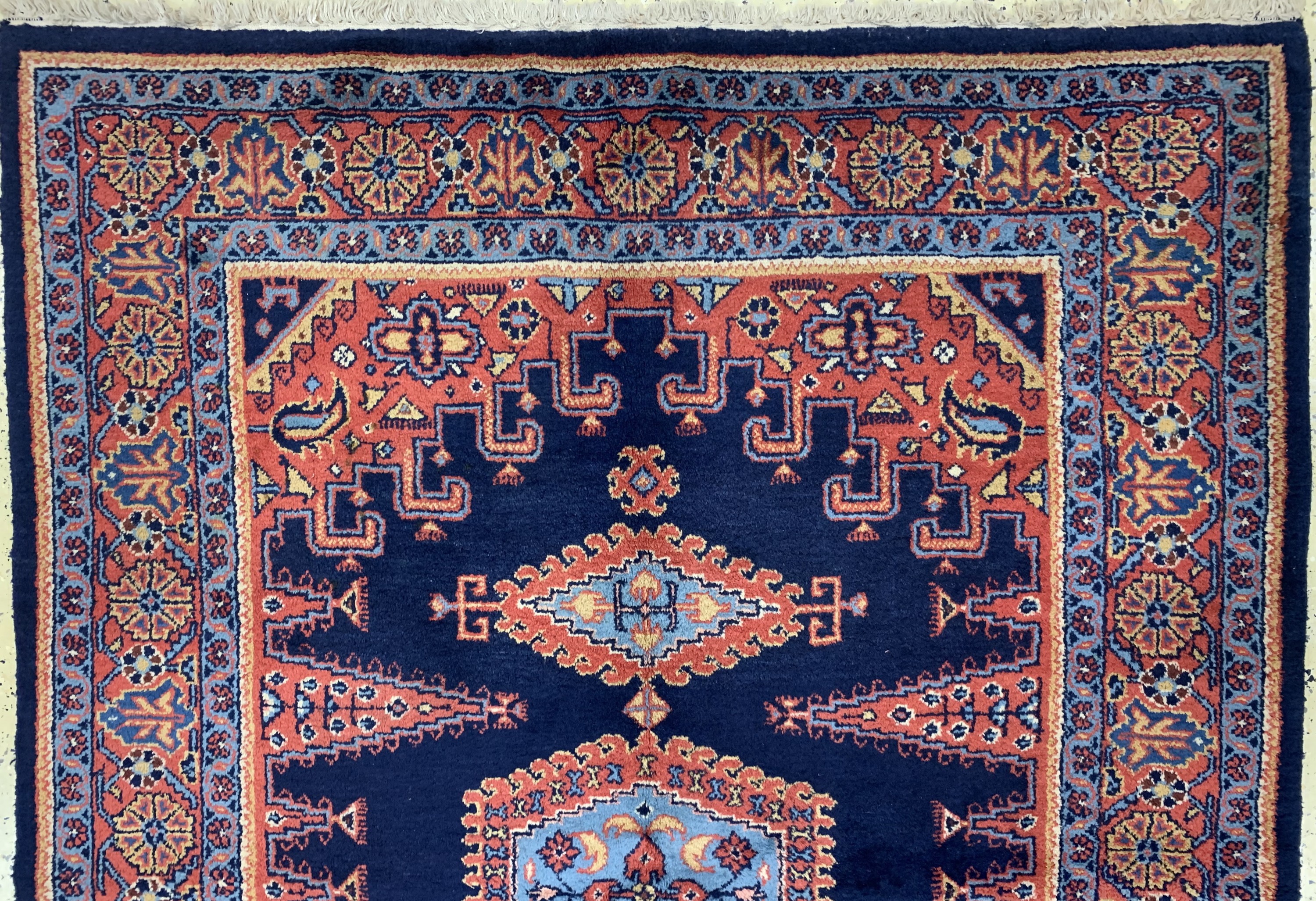 Detail a: Wiss alt, Persien, Mitte 20.Jhd, Wolle auf Baumwolle, ca. 225 x 149 cm, EHZ: 2
