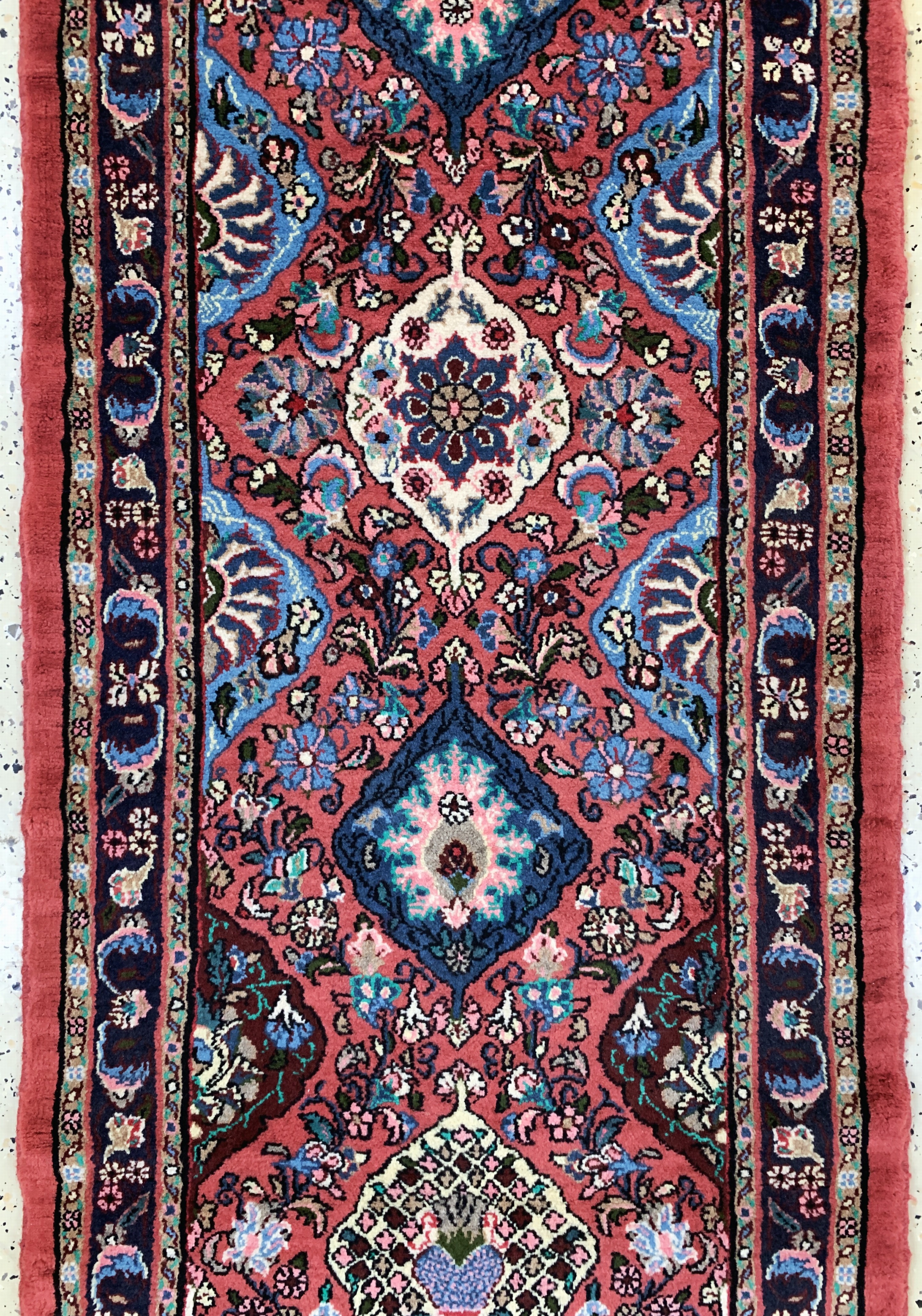 Detail b: Mehraban alt, Persien, Mitte 20.Jhd, Wolle auf Baumwolle, ca. 293 x 77 cm, EHZ: 2