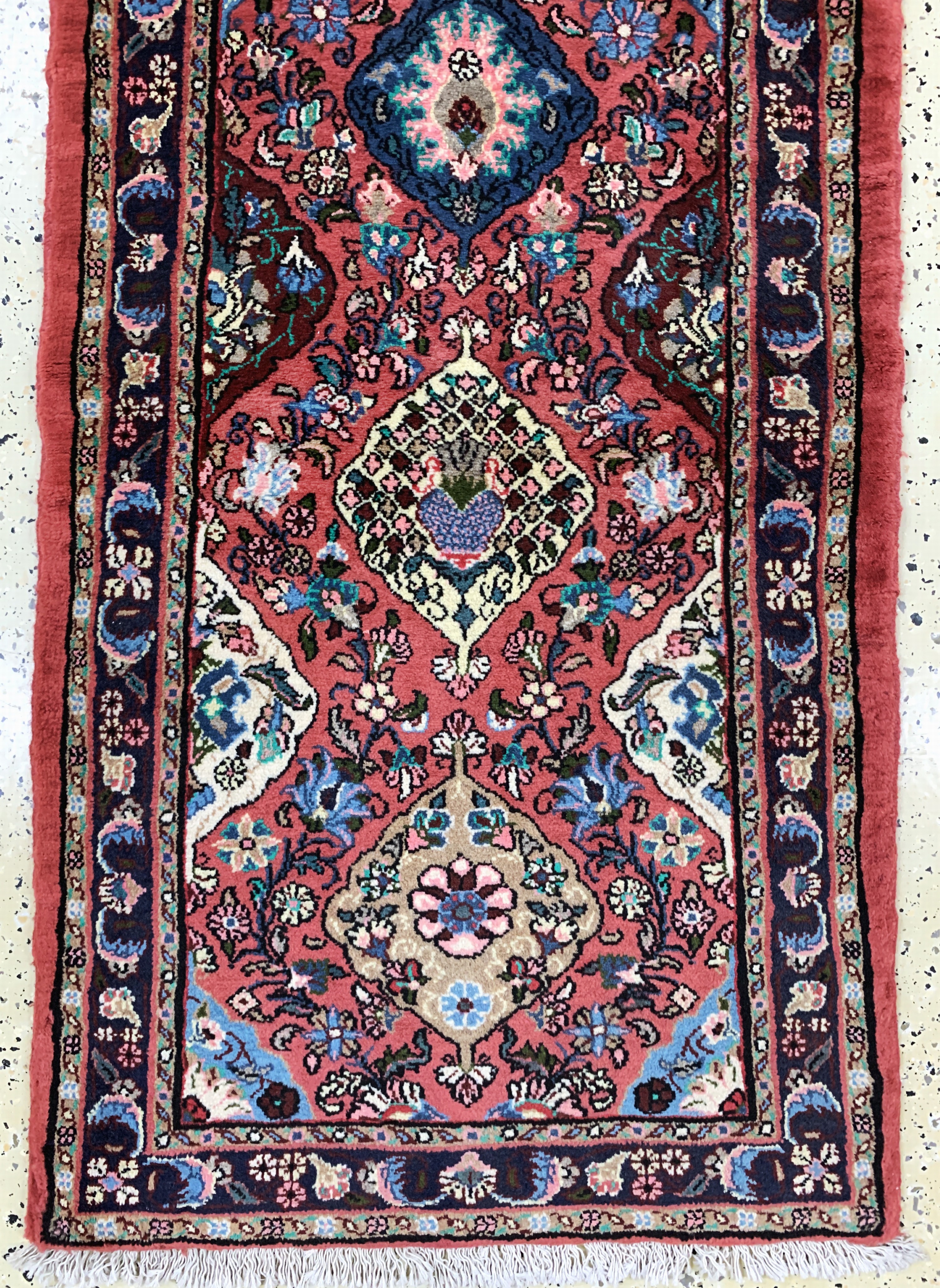 Detail c: Mehraban alt, Persien, Mitte 20.Jhd, Wolle auf Baumwolle, ca. 293 x 77 cm, EHZ: 2
