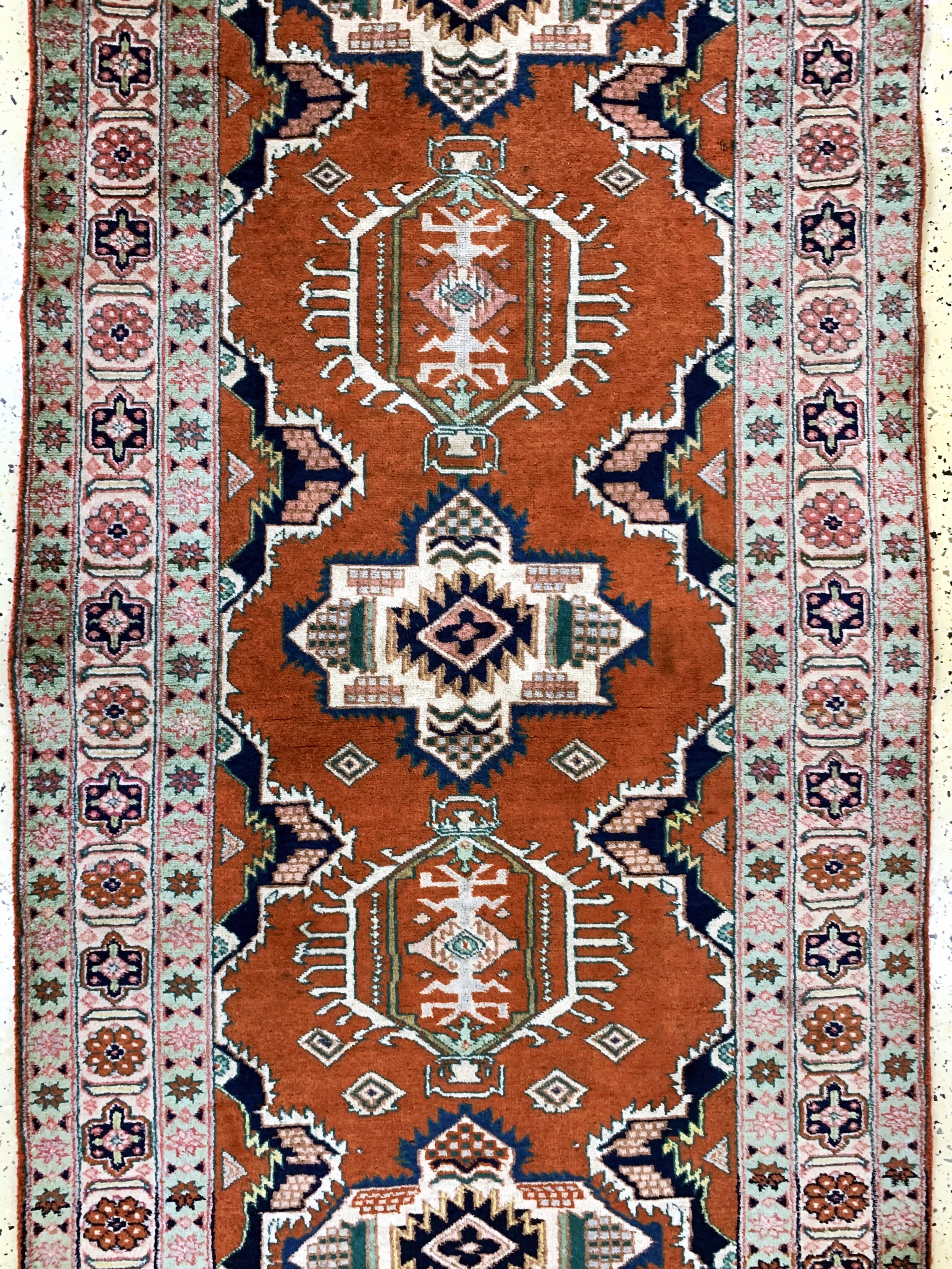 Detail b: Meschgin alt, Persien, Mitte 20.Jhd, Wolle auf Baumwolle, ca. 280 x 102 cm, EHZ: 2-3