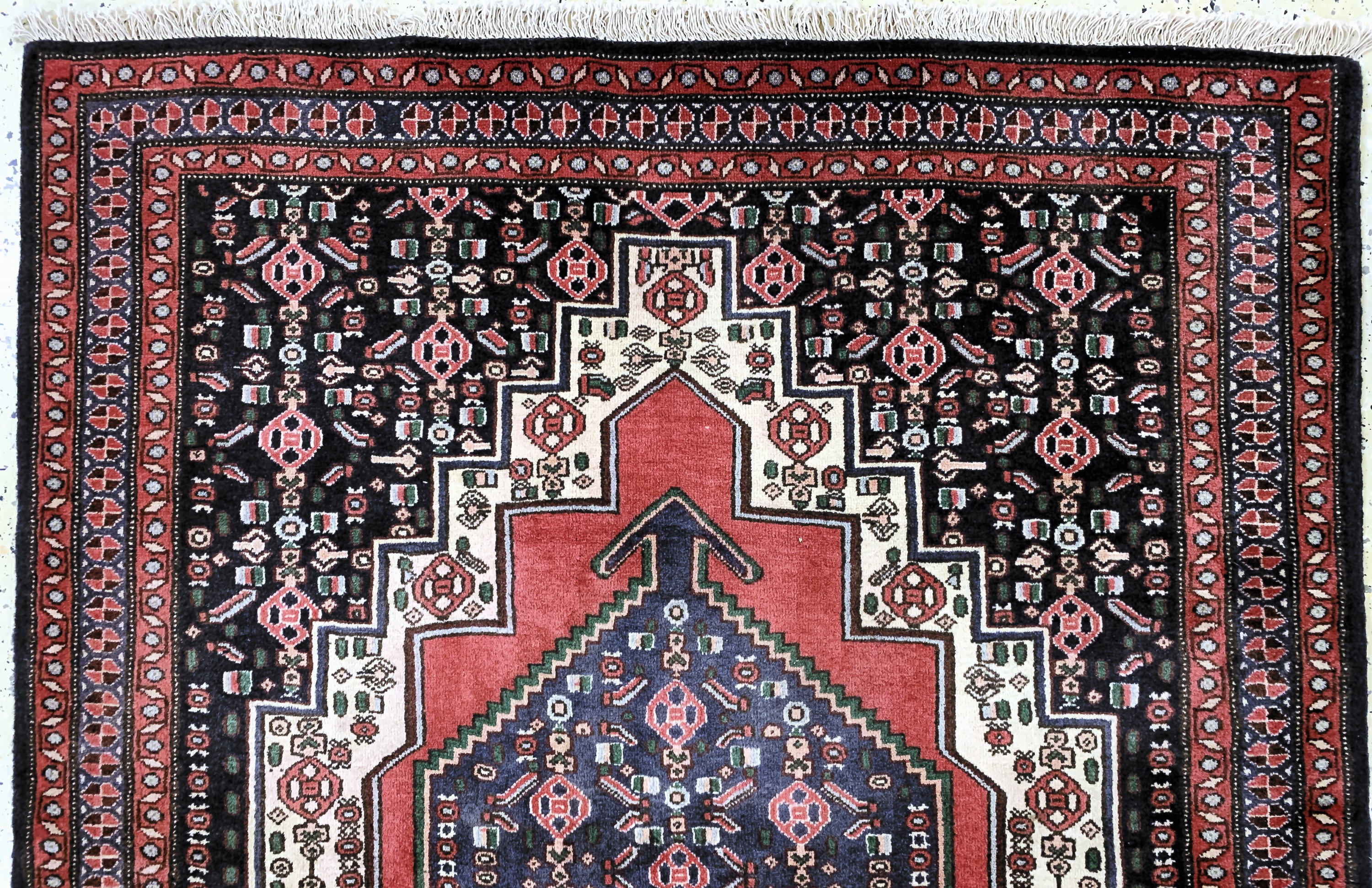Detail a: Senneh alt, Persien, Mitte 20.Jhd, Wolle auf Baumwolle, ca. 156 x 126 cm, EHZ: 2