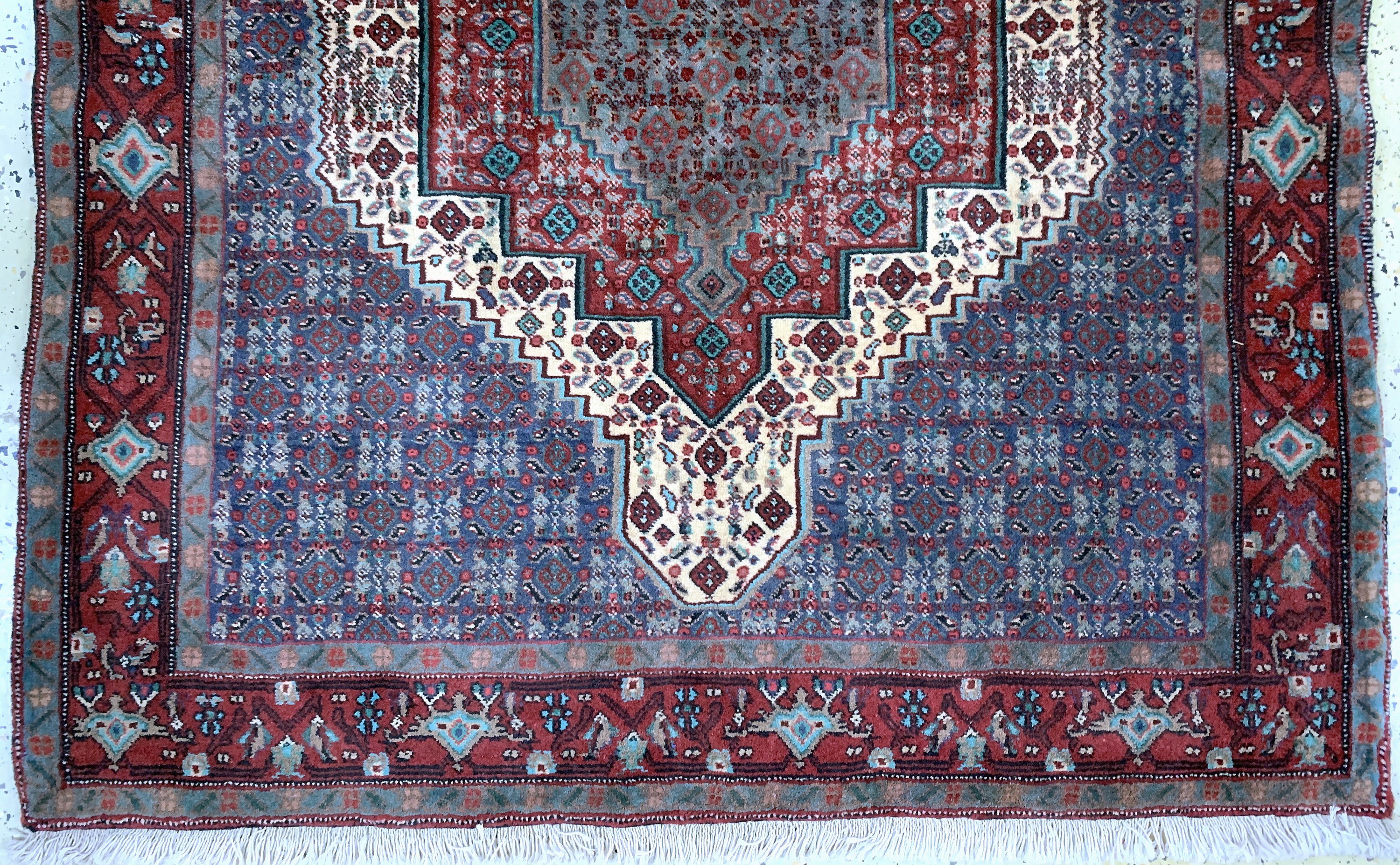 Detail b: Senneh, Persien, ca. 50 Jahre, Wolle auf Baumwolle, ca. 154 x 125 cm, EHZ: 2
