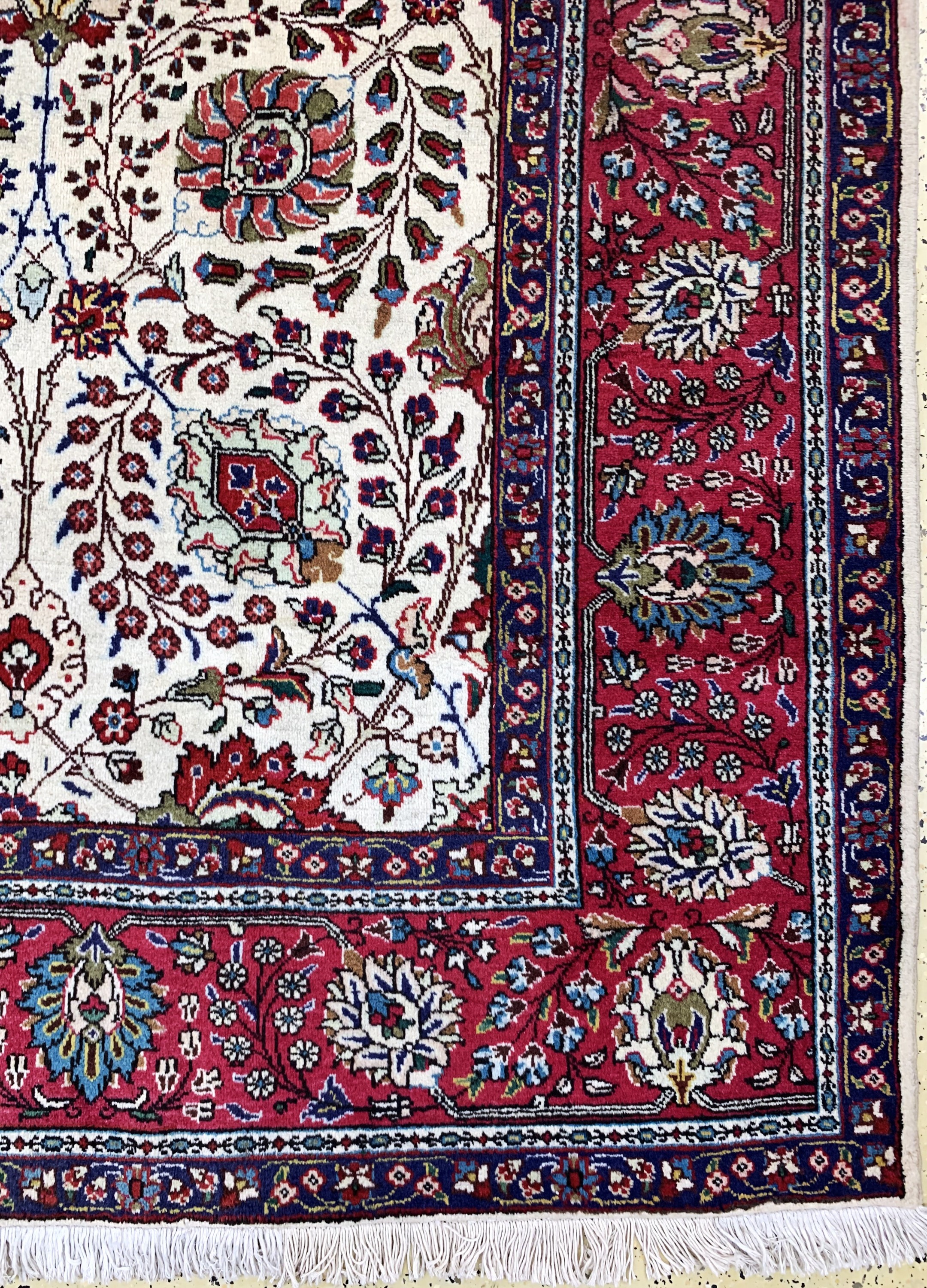 Detail a: Täbriz, Persien, ca. 50 Jahre, Wolle auf Baumwolle, ca. 392 x 300 cm, EHZ: 2