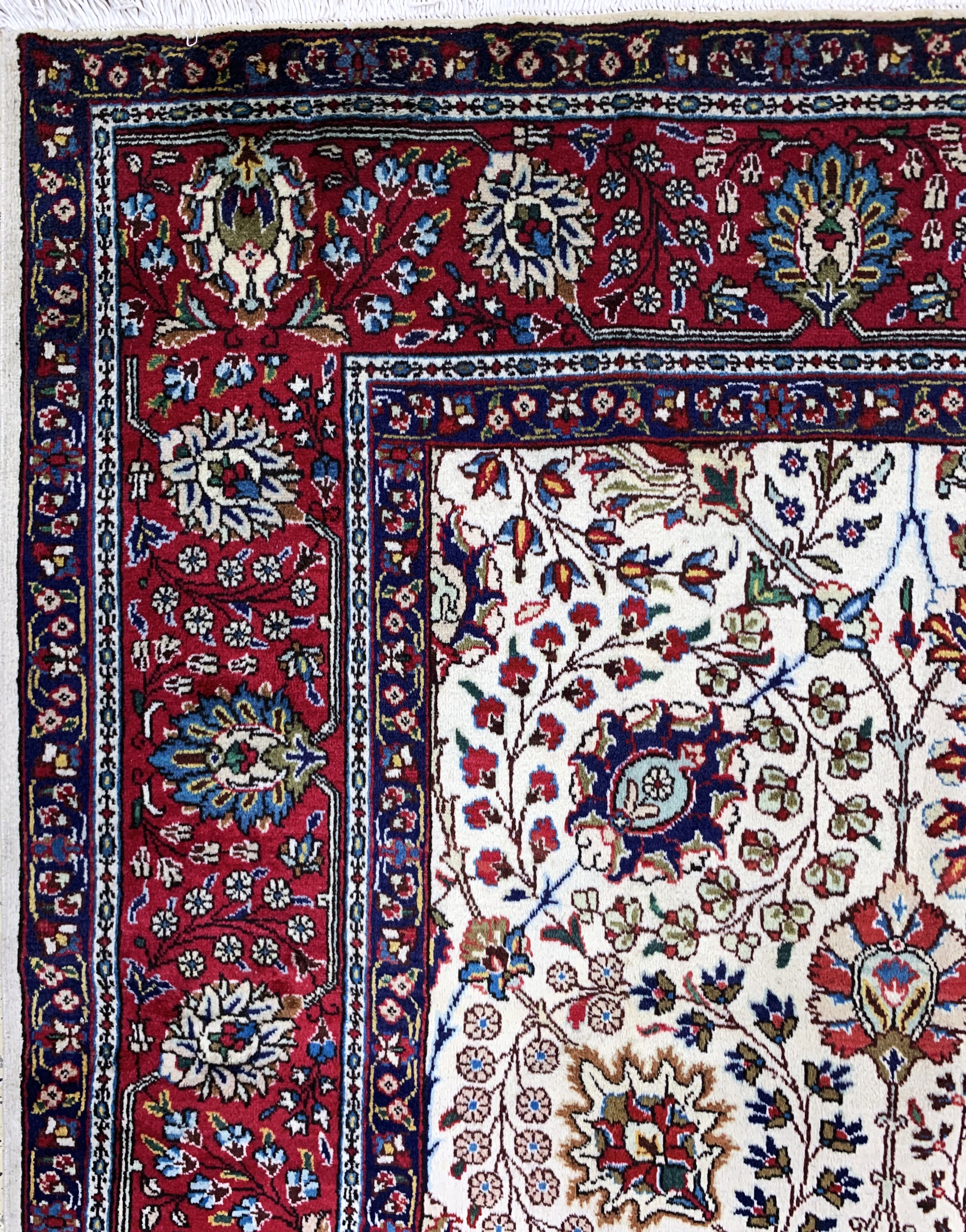 Detail d: Täbriz, Persien, ca. 50 Jahre, Wolle auf Baumwolle, ca. 392 x 300 cm, EHZ: 2