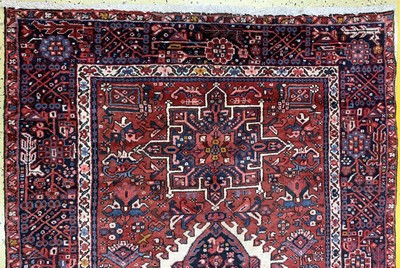26859519a - Garadjeh alt, Persien, Mitte 20.Jhd, Wolle auf Baumwolle, ca. 385 x 147 cm, EHZ: 1-2 ...