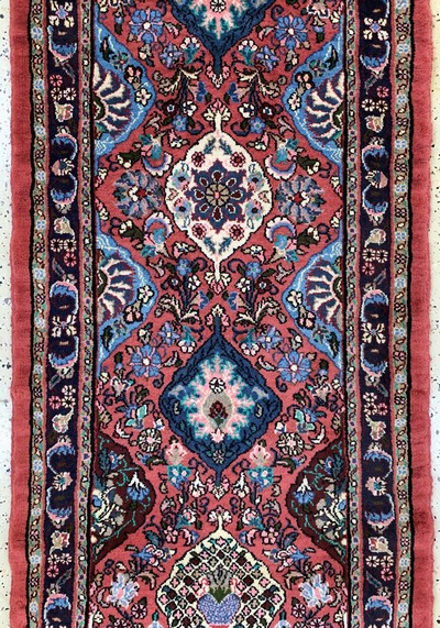 26859560b - Mehraban alt, Persien, Mitte 20.Jhd, Wolle auf Baumwolle, ca. 293 x 77 cm, EHZ: 2 ...