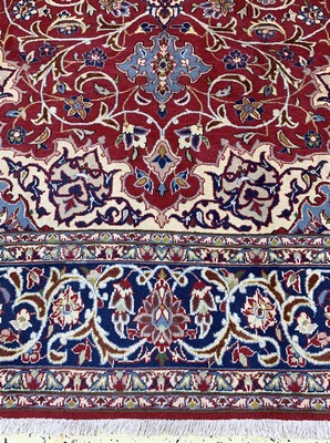 26859569b - Najafabad, Persien, Mitte 20.Jhd, Wolle aufBaumwolle, ca. 318 x 210 cm, EHZ: 2, ...