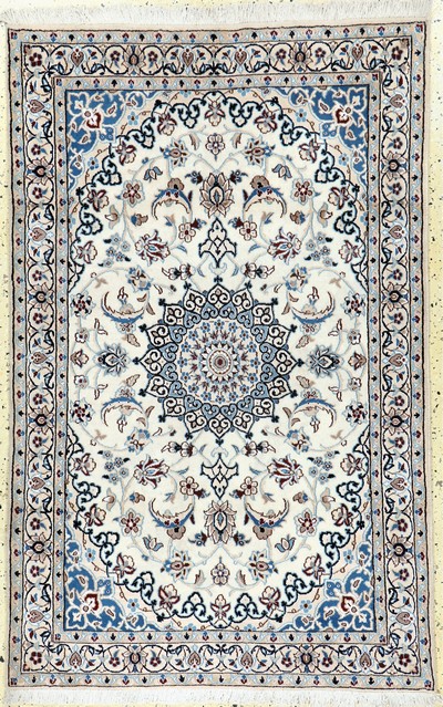 Image Nain, Persia, late 20th century, wool on cotton, approx. 178 x 112 cm, condition: 1-2. ...