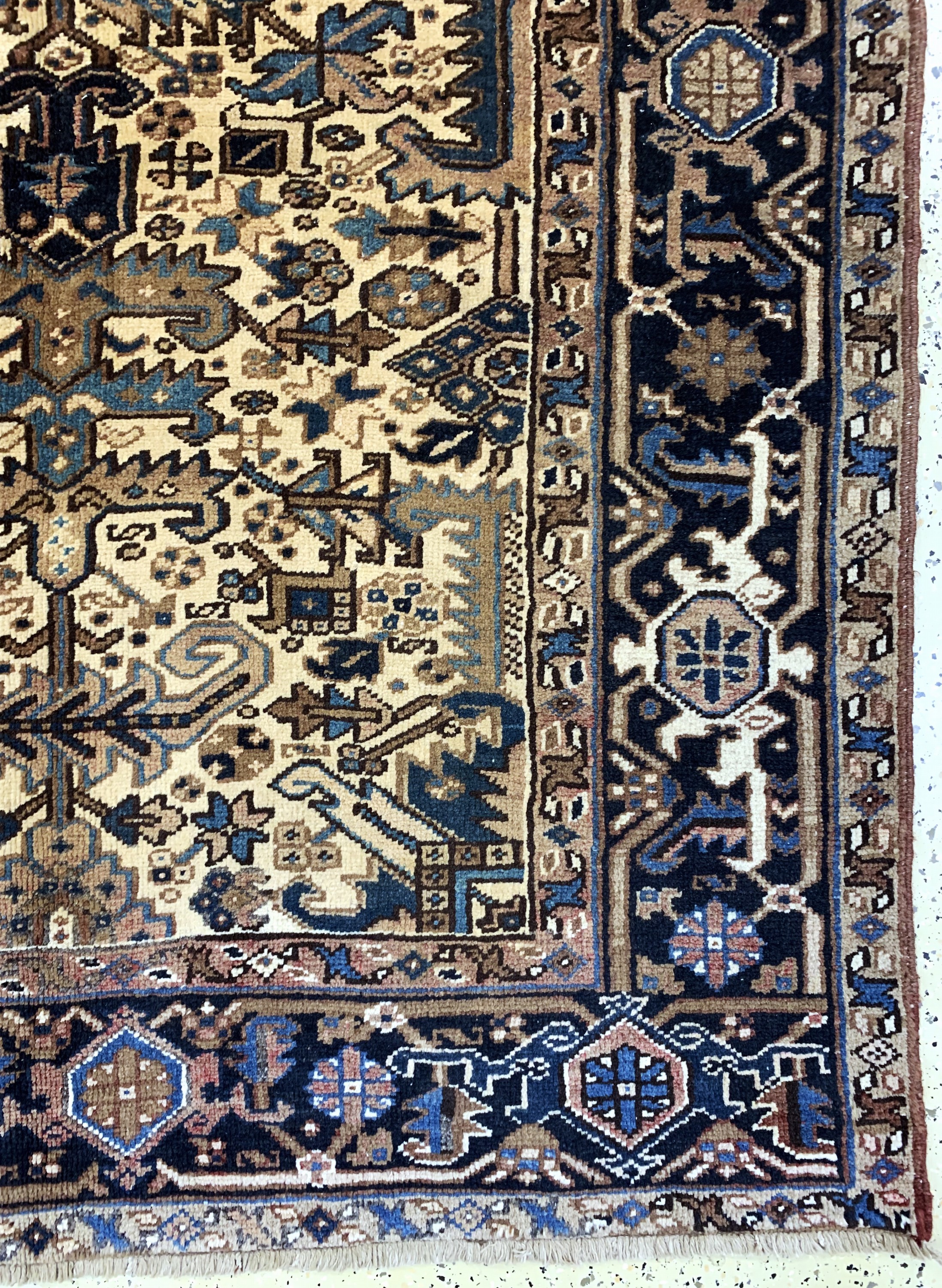 Detail a: Heriz alt, Persien, Mitte 20.Jhd, Wolle aufBaumwolle, ca. 325 x 242 cm, EHZ: 2